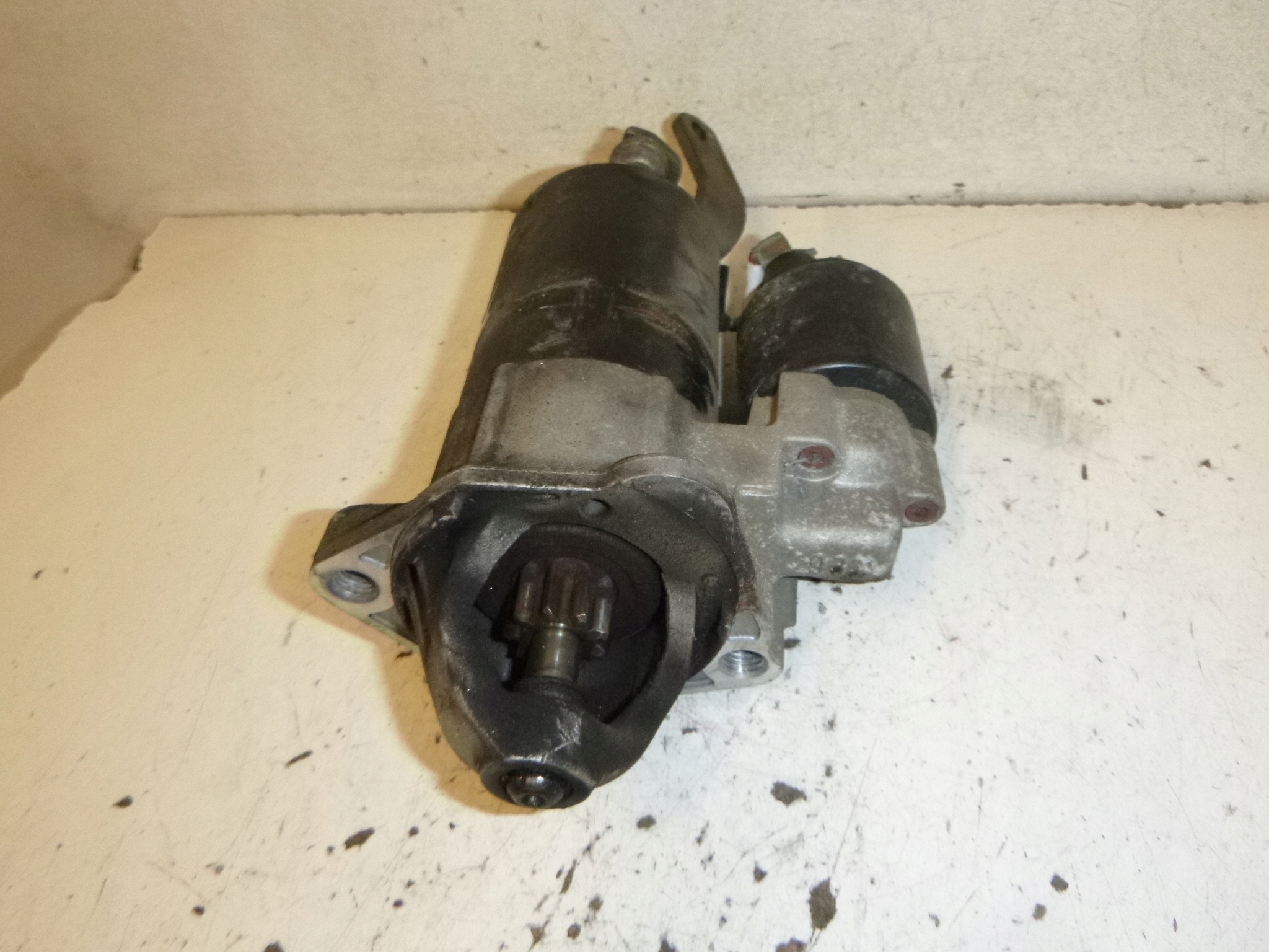 starter Volkswagen Passat B5 FL 1.6 2003r 06B911023