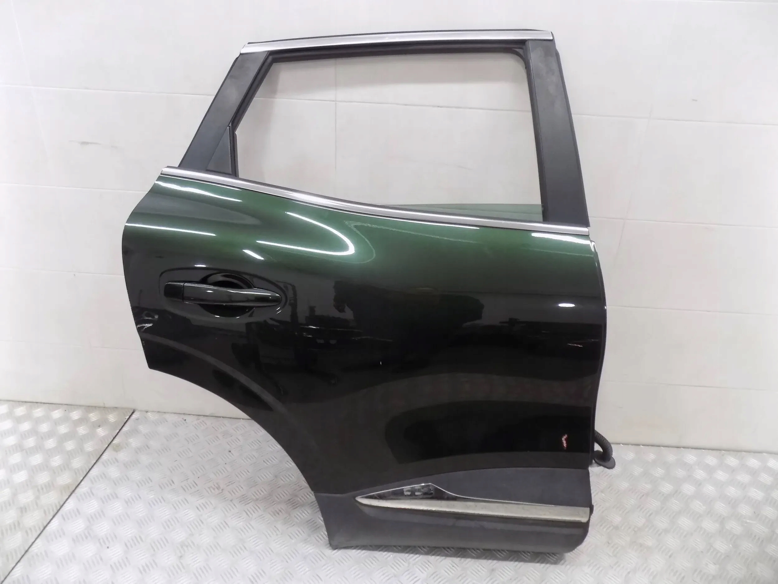 RENAULT KADJAR 2015- DRZWI TYŁ TYLNE PRAWE