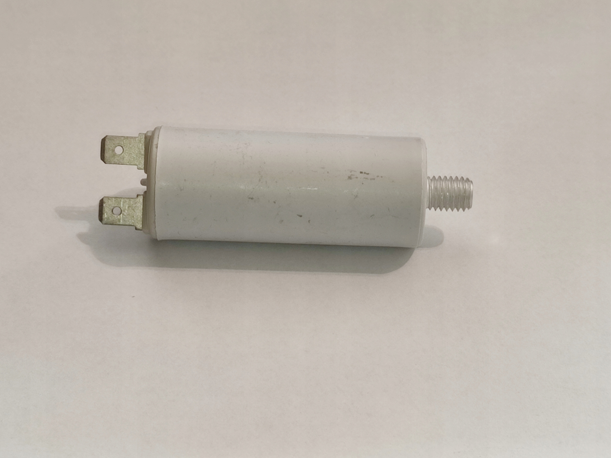 Kondensator rozruchowy / pracy 80uF +/- 5% MIFLEX