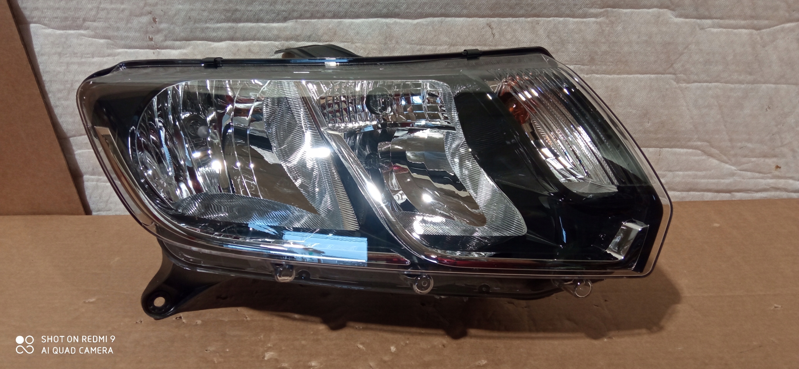 LAMPA PRZEDNIA PRAWA RENAULT SANDERO 2 II 13- 260106223R NOWA ORYGINAŁ ...