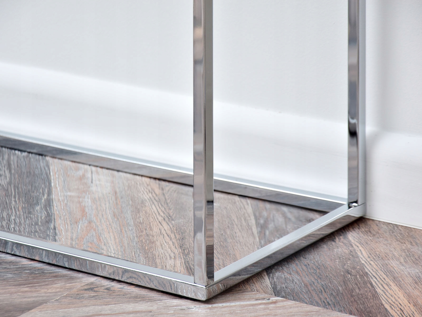 LUSTRZANA KONSOLA DO SALONU W STYLU GLAMOUR BALI CHROM POŁYSK BALT LUSTRO Wykończenie połysk