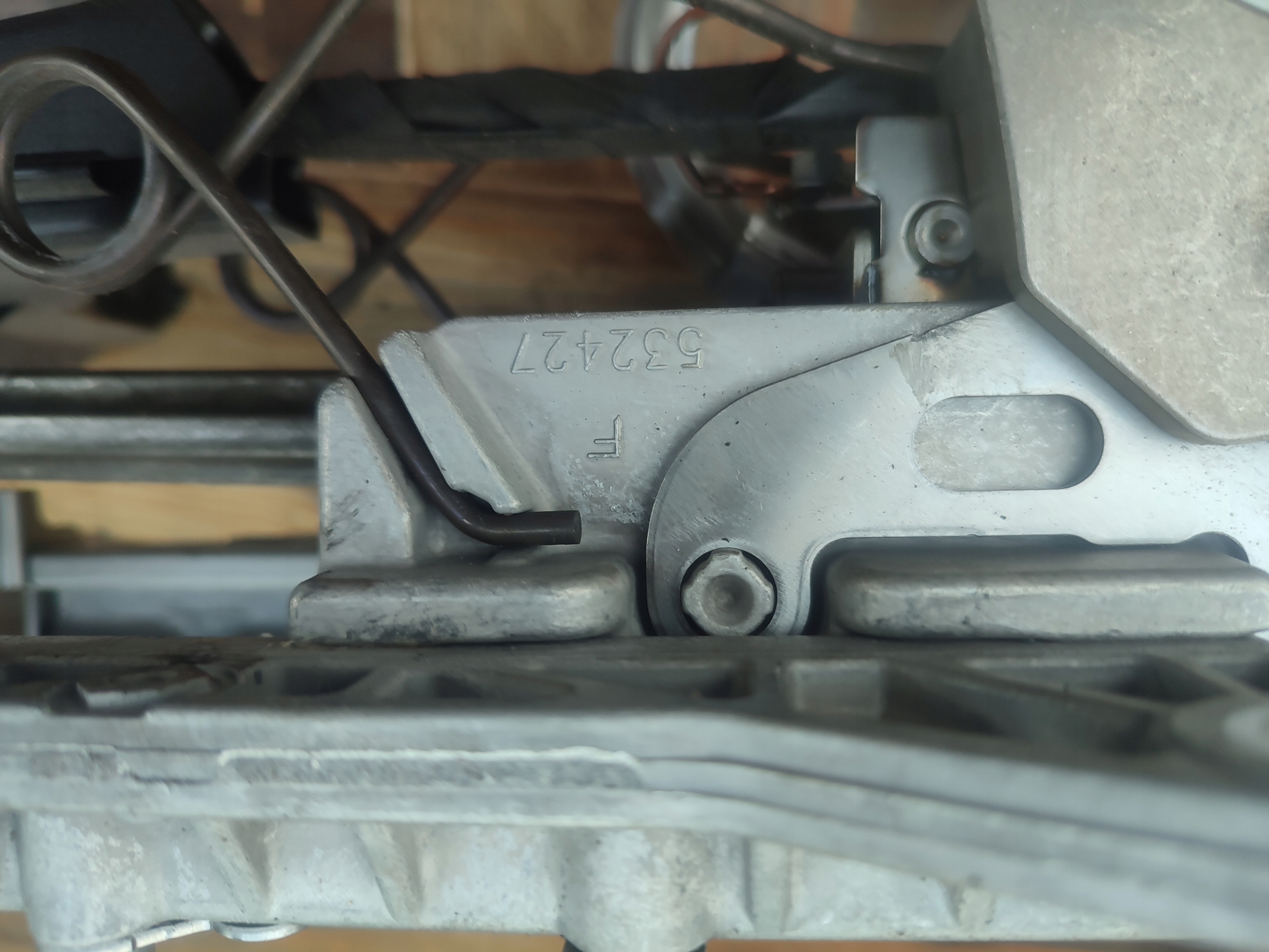 steering wheel rod blocking VOLKSWAGEN PASSAT B7 3C1419501S
