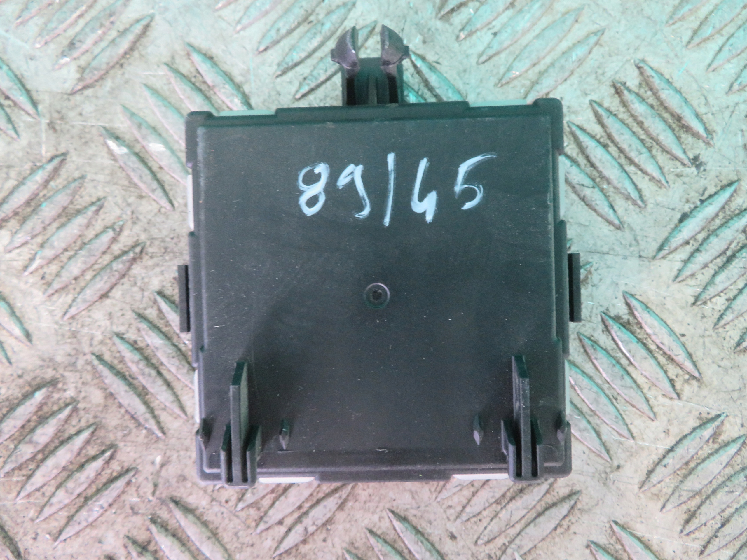 module control unit door MERCEDES SPRINTER W906 21R A1679003811