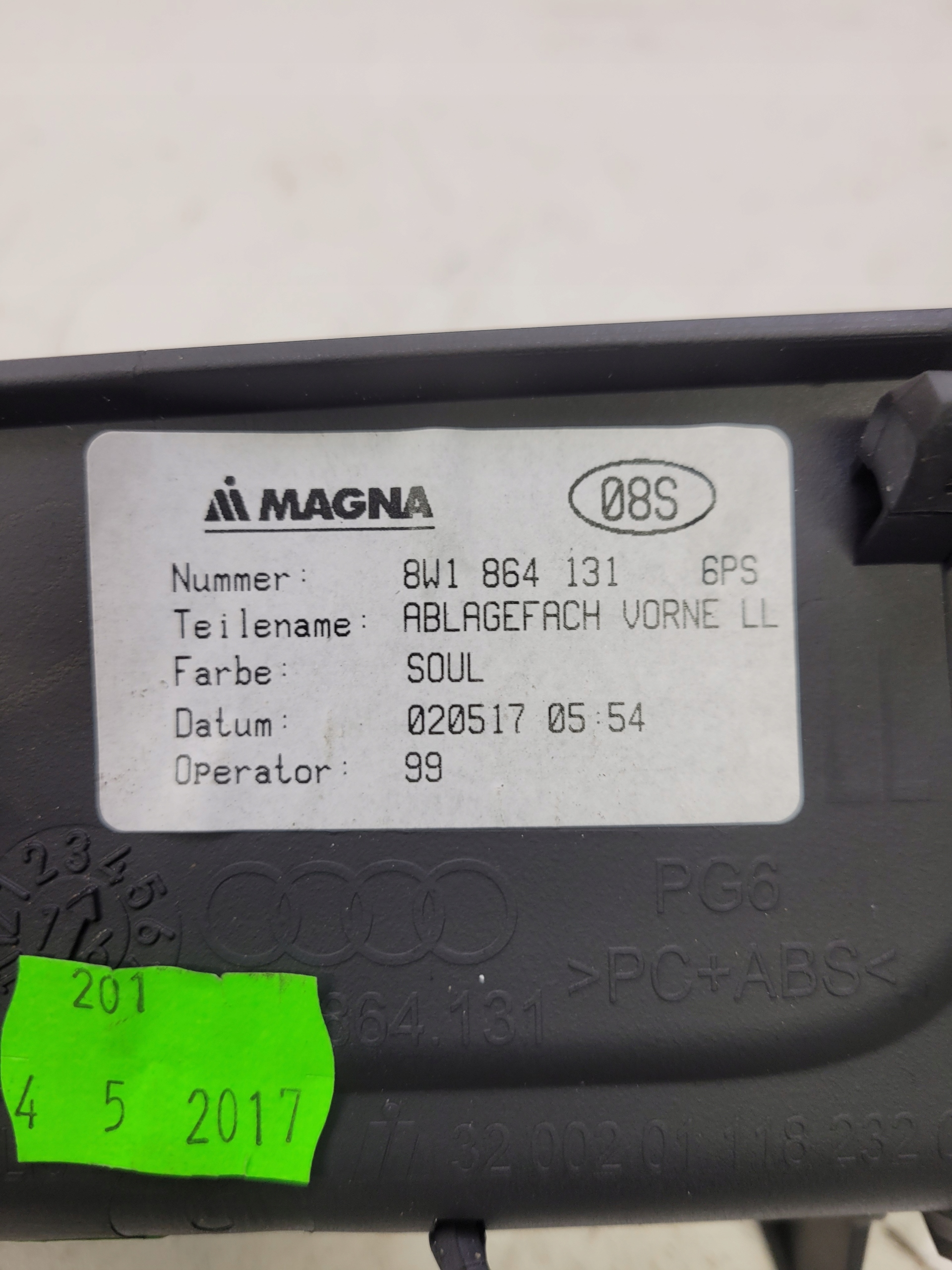 Abdeckung, Hutablage TUNELU SRODKOWEGO AUDI A4 B9 8W1864131