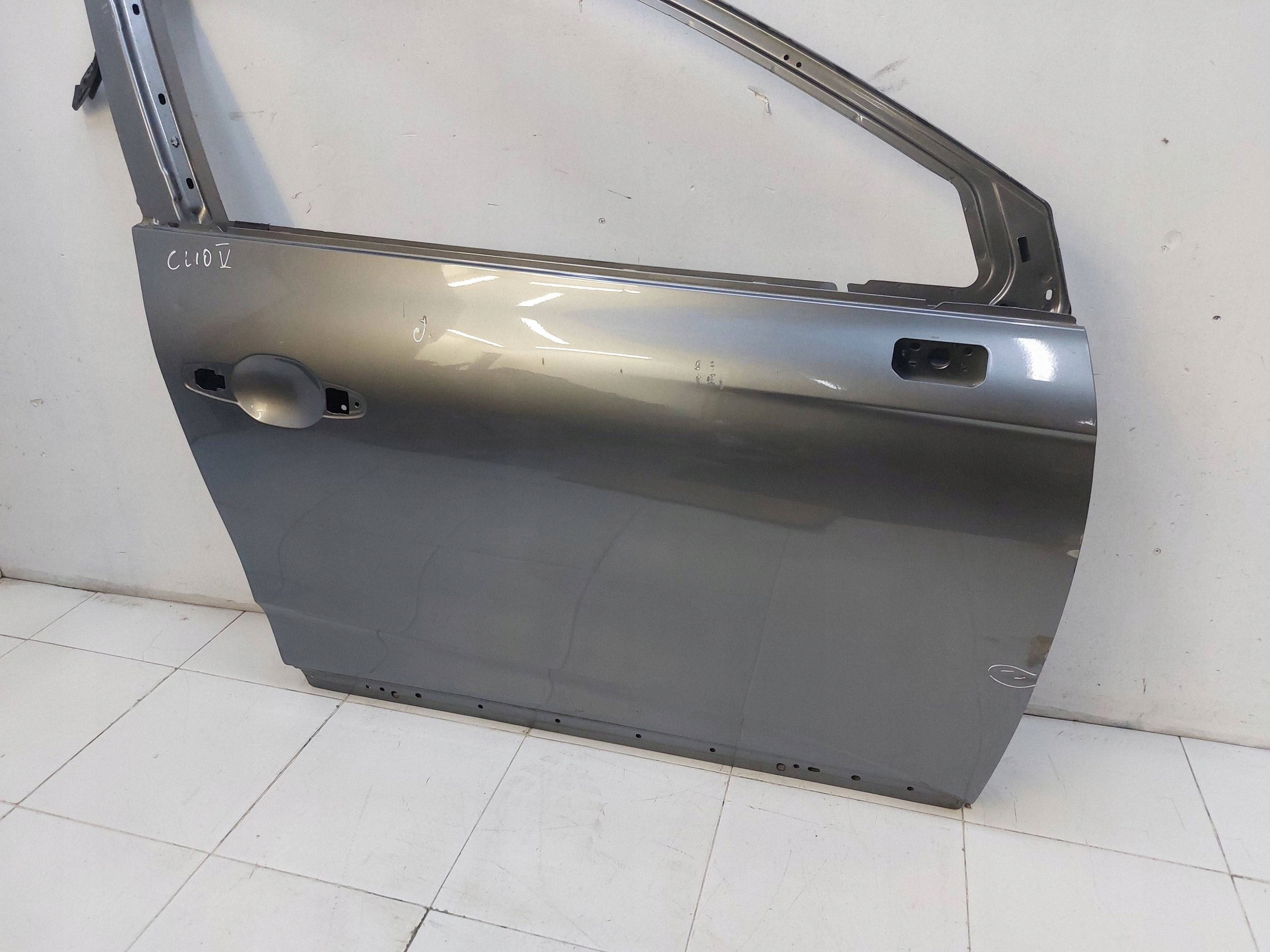 RENAULT CLIO 5 V 19r> door right front front