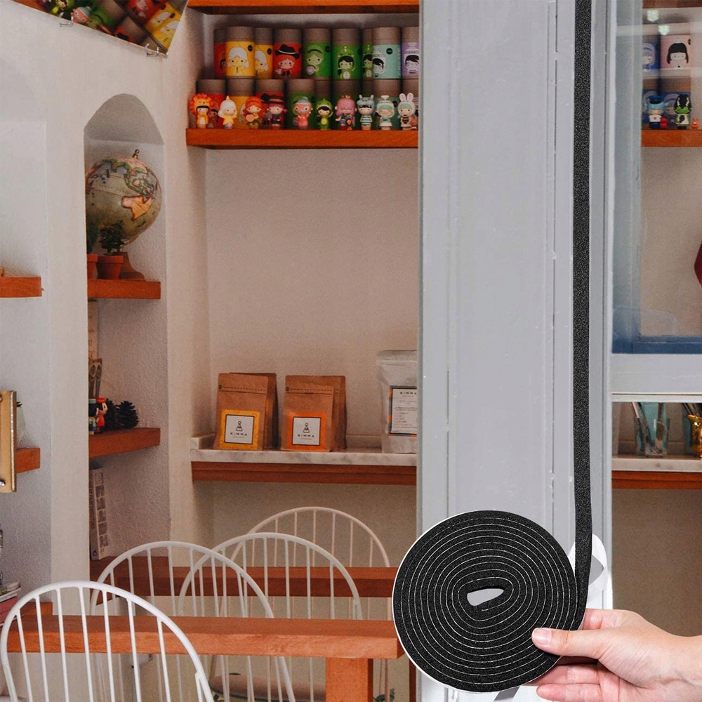 USZCZELKA DO OKNA DRZWI SAMOPRZYLEPNA PIANKA GĄBKA TAŚMA USZCZELNIAJĄCA 2M Kod producenta 06164