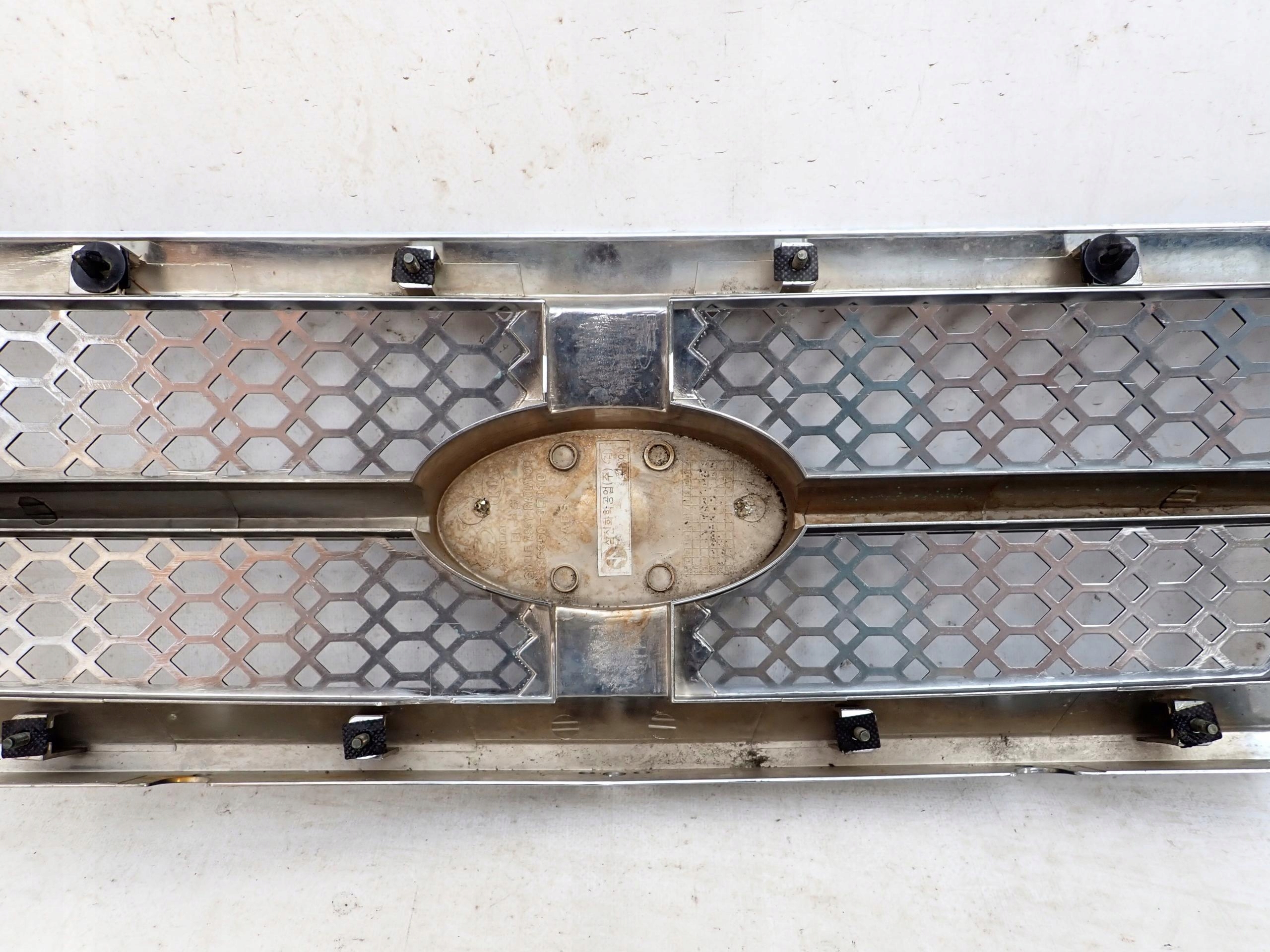 KIA SORENTO and 02-07 grill grille radiator