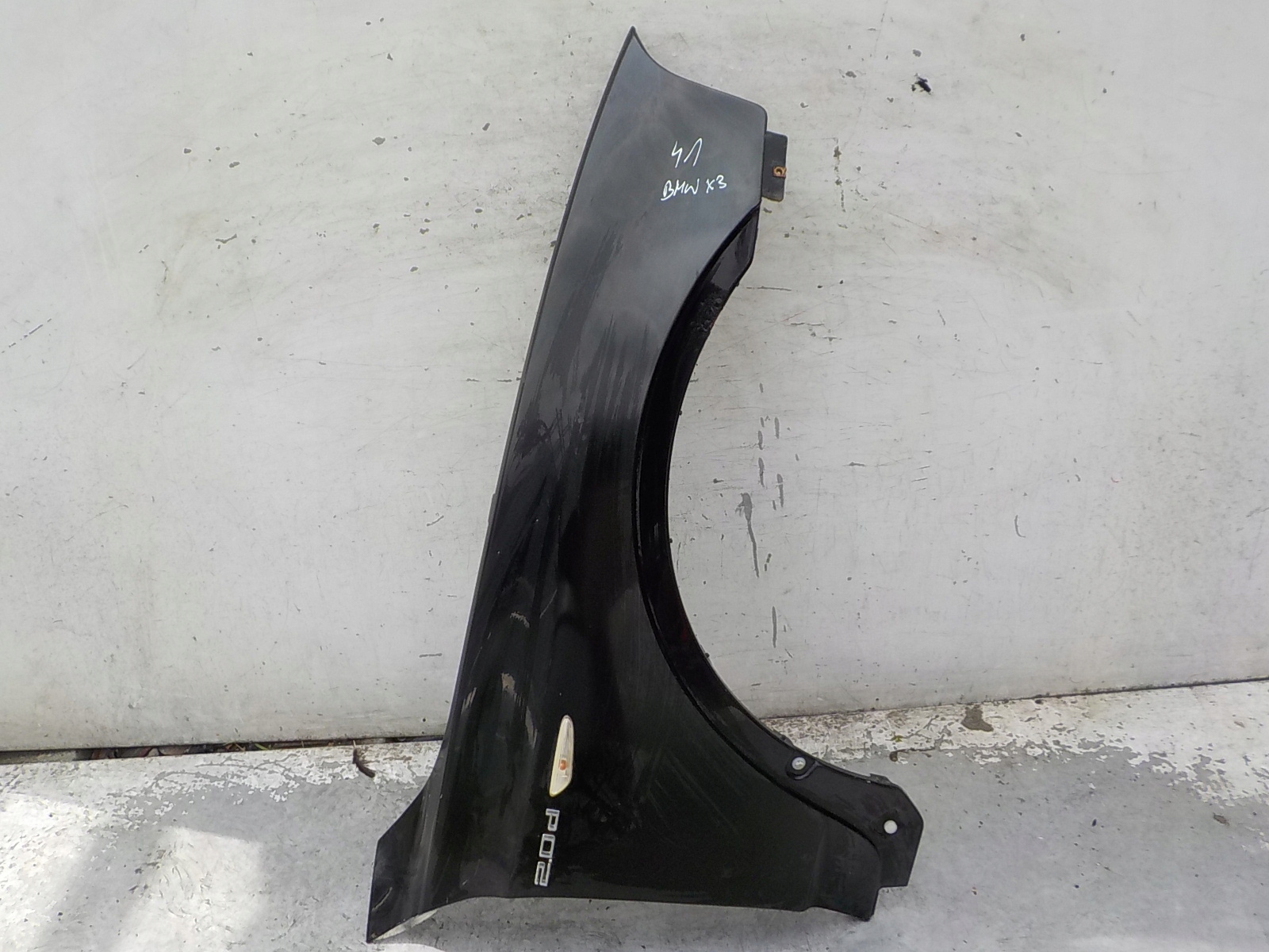 41 BMW X3 (E83) fender right front front