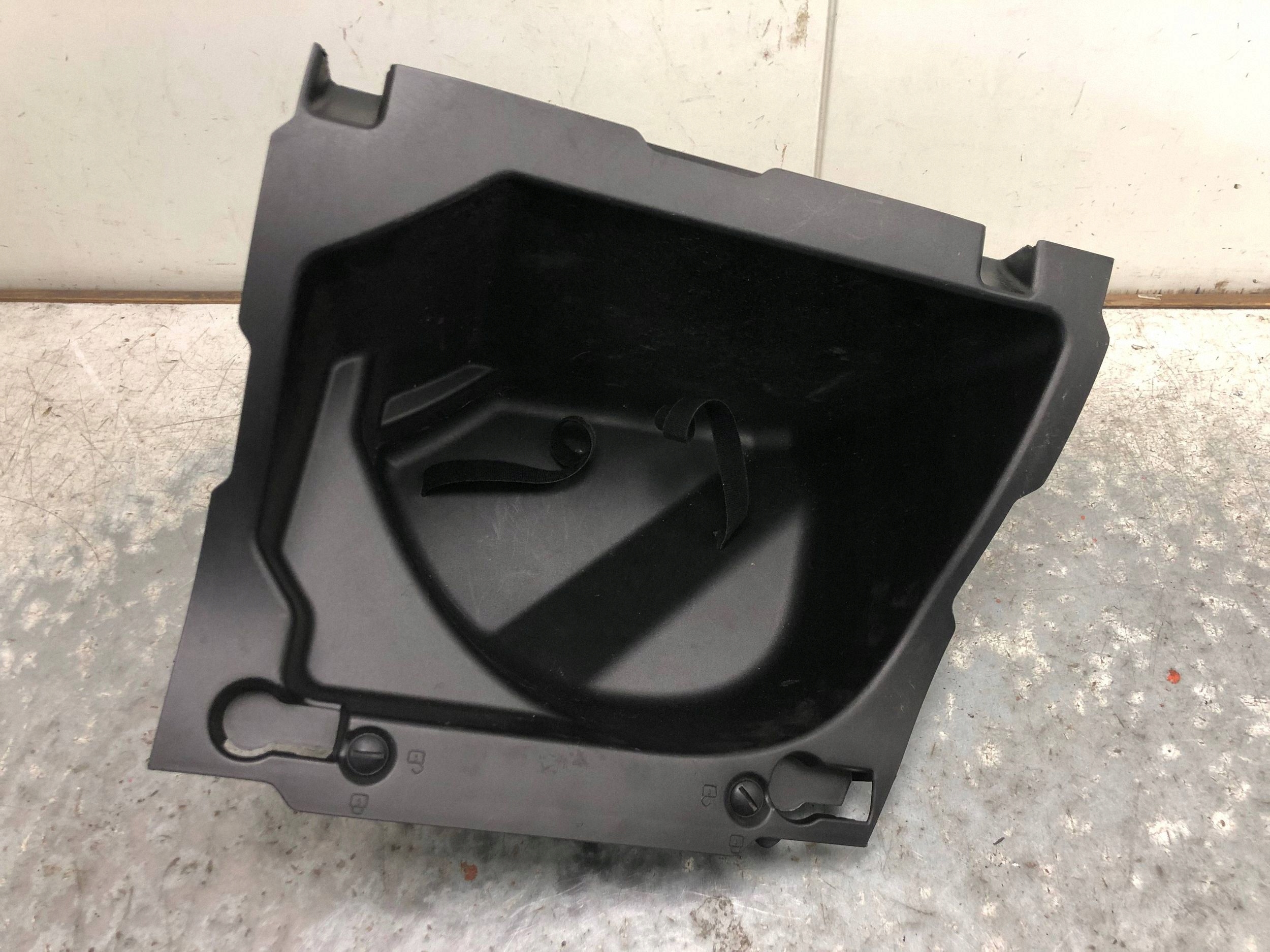 passenger compartment boot MERCEDES ML W164 1648400005