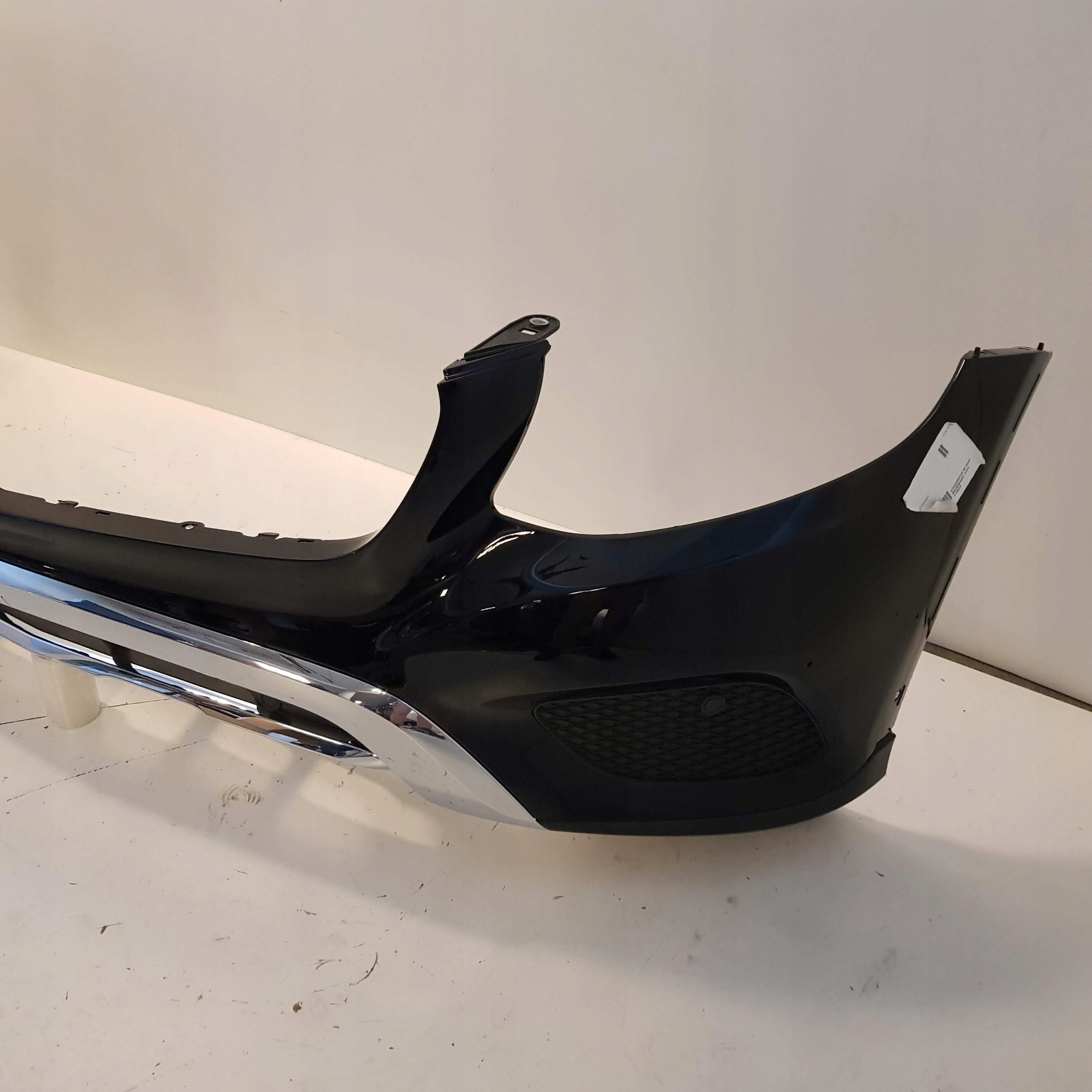 MERCEDES GLC 253 ZDERZAK PRZÓD NOWY K; 040 EAN (GTIN) 3503787723997