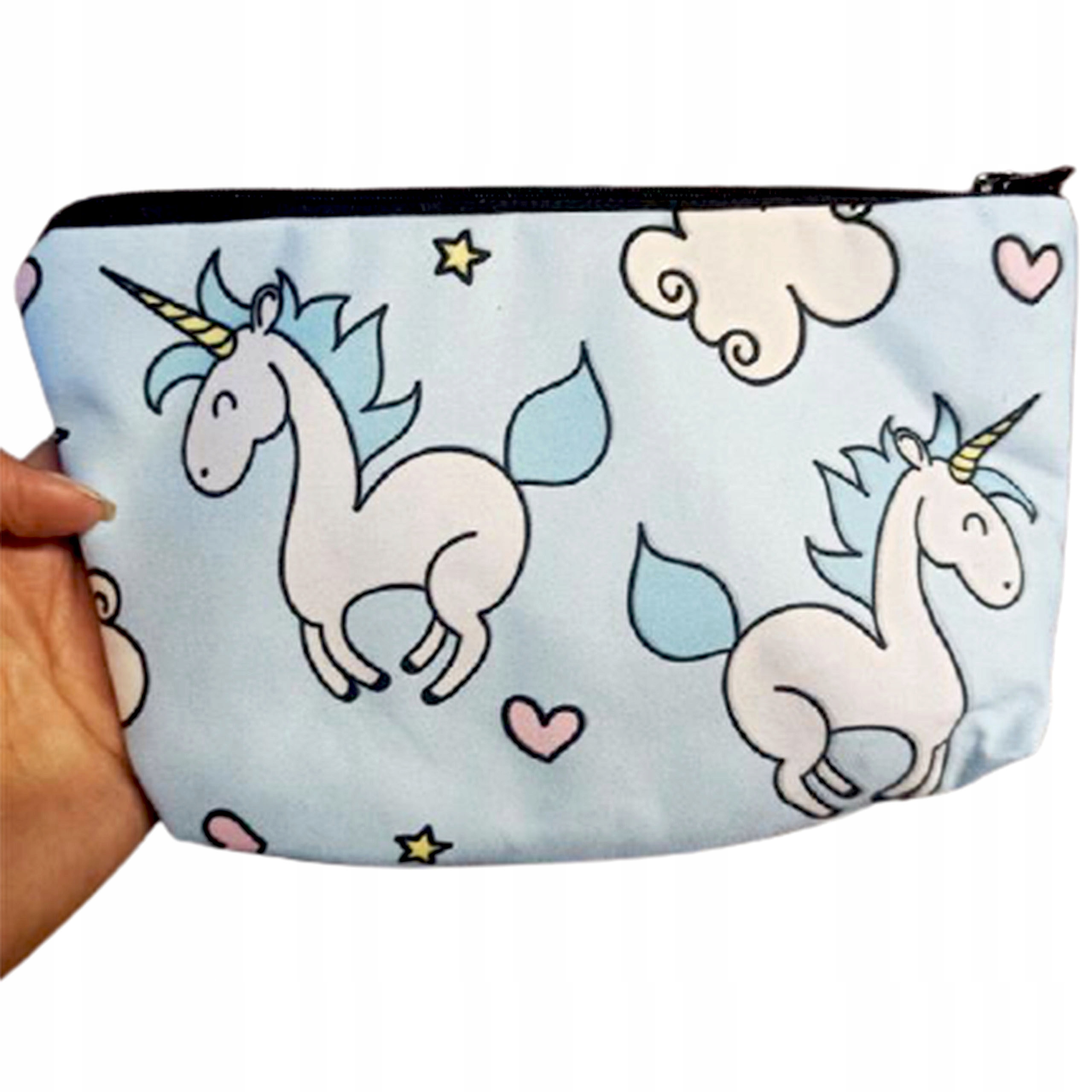 

Pojemna Kosmetyczka Piórnik Saszetka