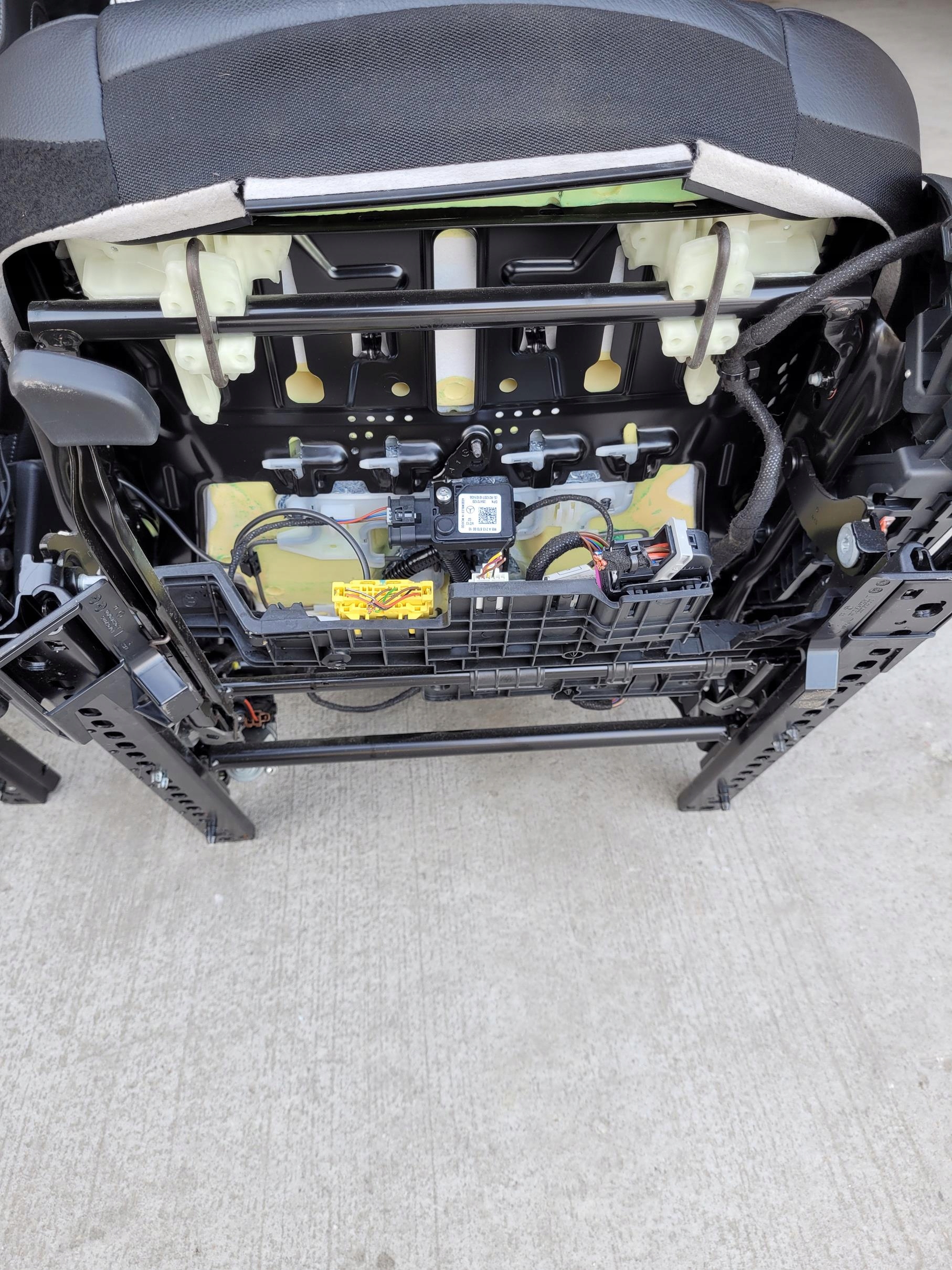 seat front front left + airbag MERCEDES W213 S213 E