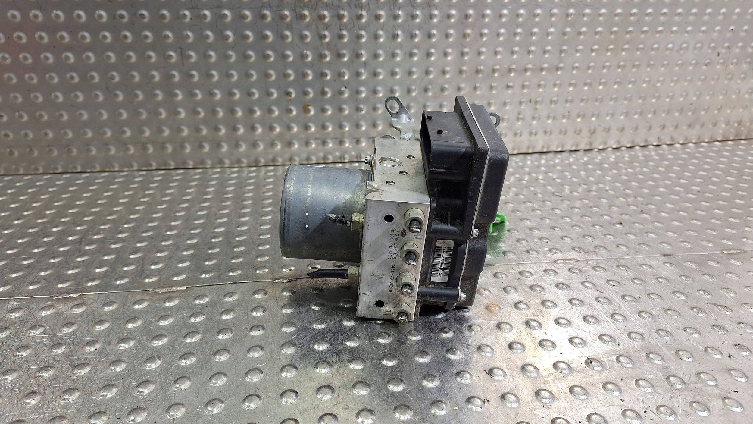 pump control unit ABS 6798991 6798992 BMW X1 E84 2.0 D