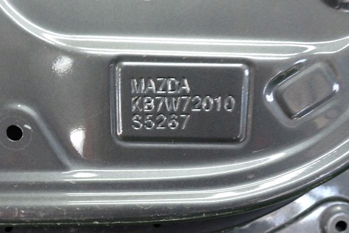MAZDA CX5 17- door right rear. rear part