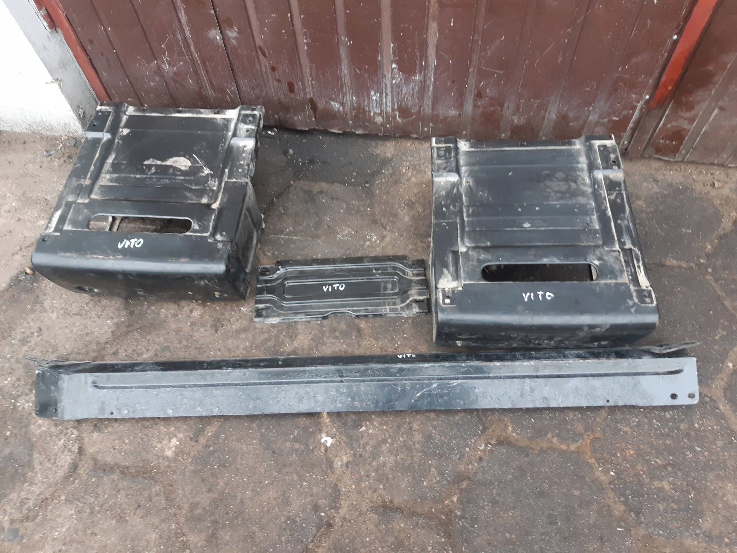 A4479104700 A4479104800 - Підстава кріплення сидіння MERCEDES VITO W447 KMPL