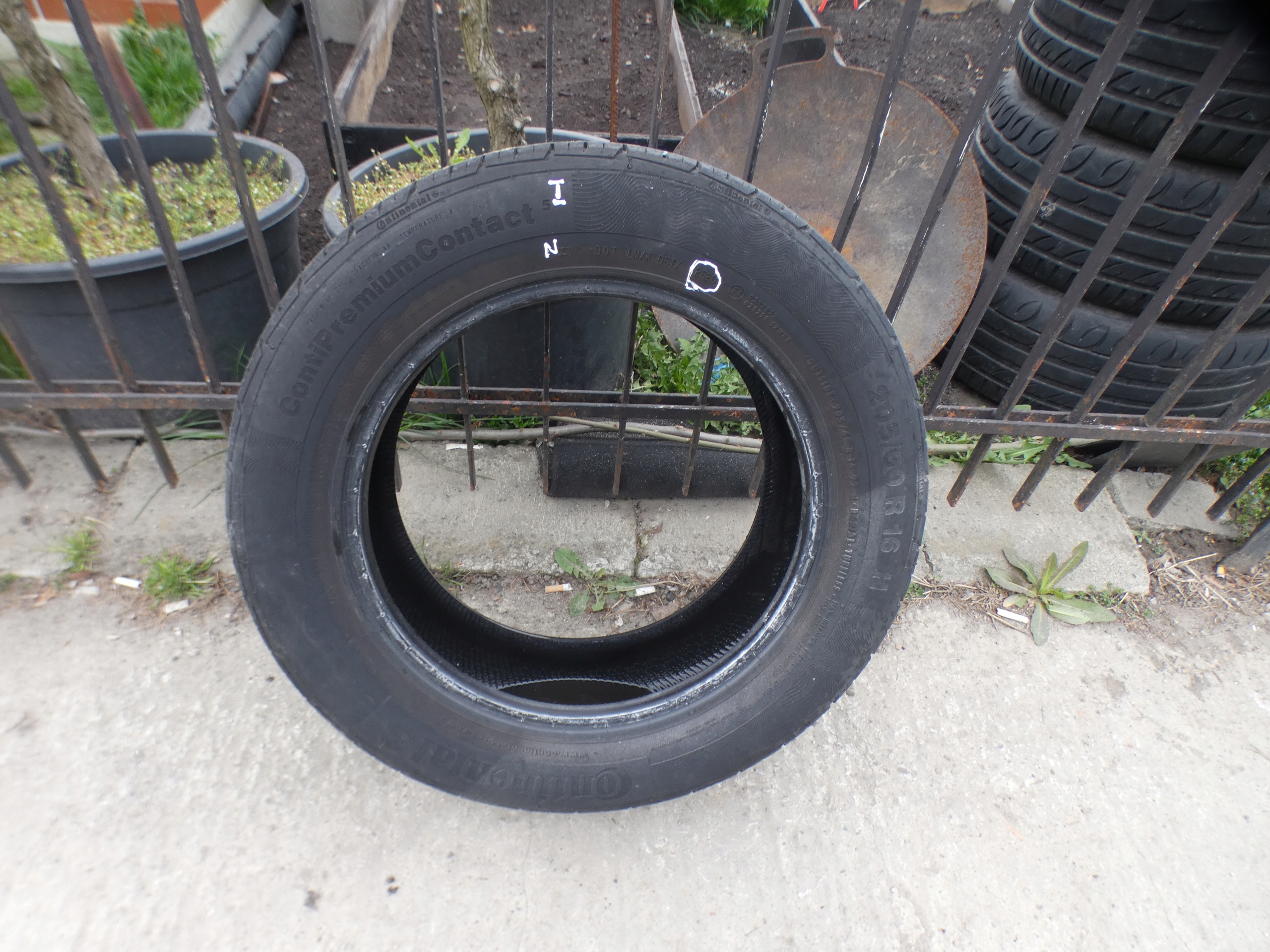 205/60/15 CONTINENTAL PREMIUM CONTACT 5 6MM 1SZT