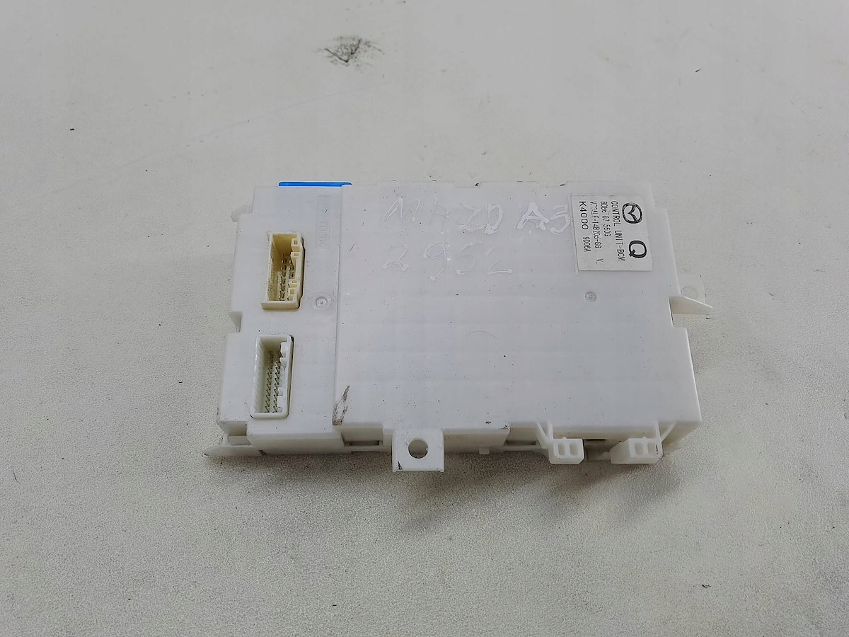 блок комфорта mazda 3 II 667560G 1.6