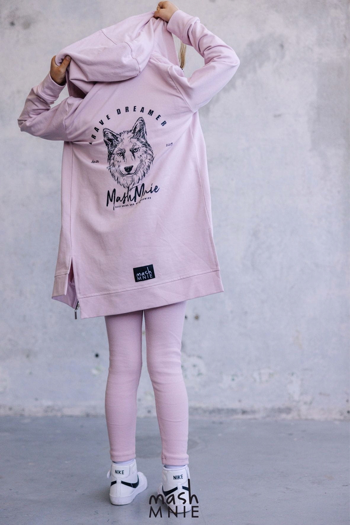 Różowa tunika t-shirt z wilkiem Mash MNIE 116/122 Rękaw krótki rękaw