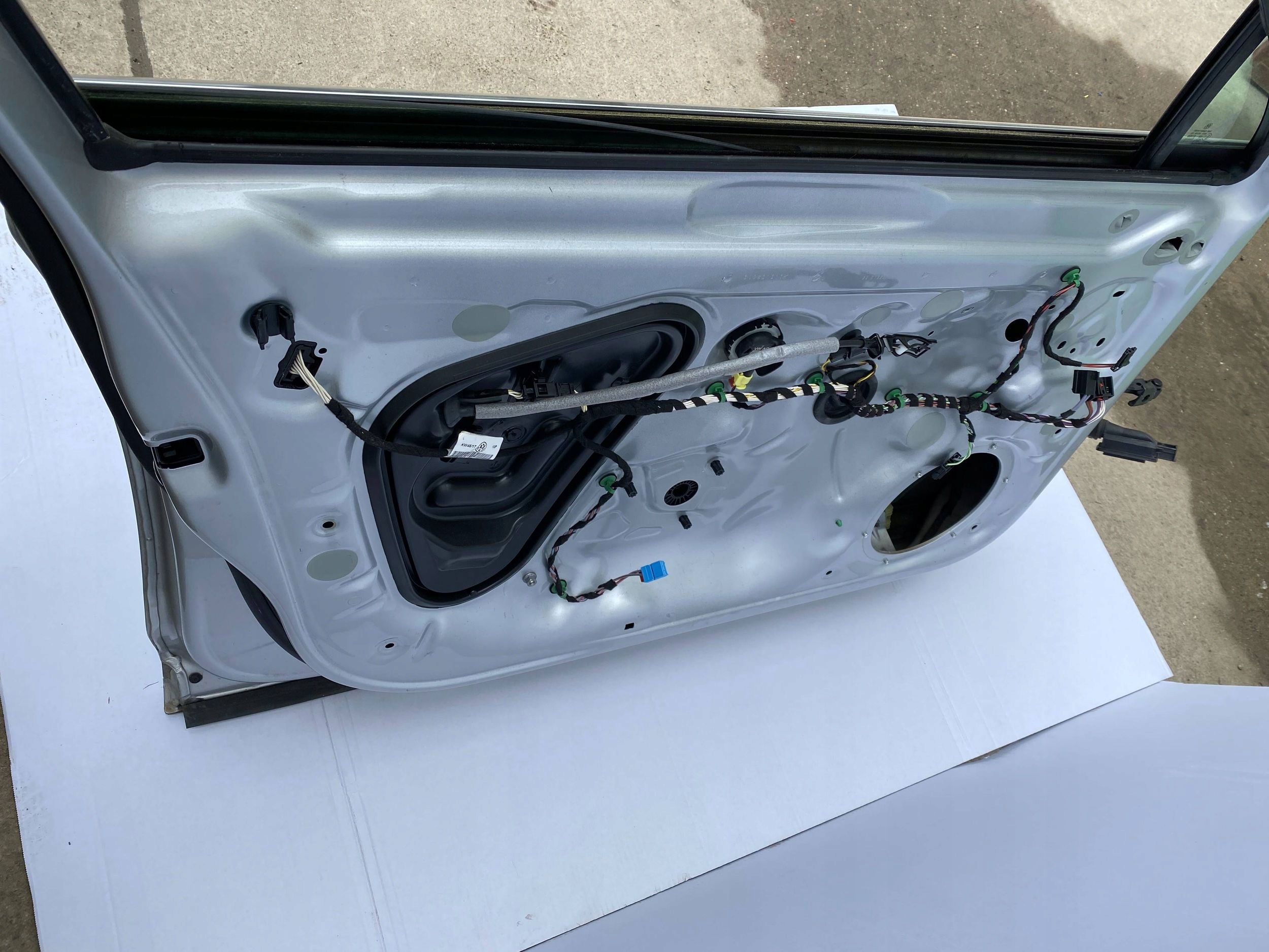 VW PASSAT B8 KOMBI original door left front front 3G0831311K LA7W