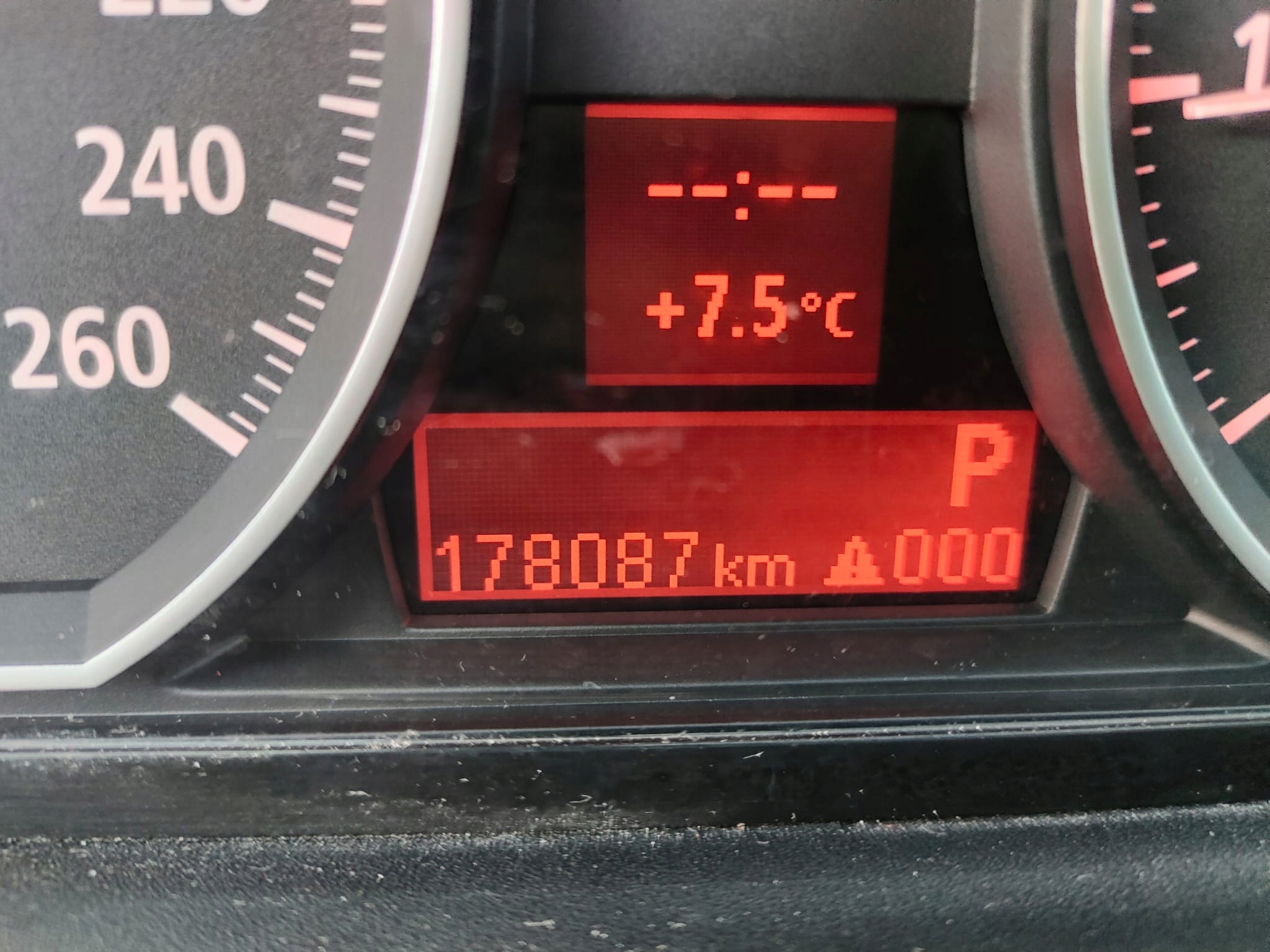 BMW e E87 E81 Cofano SREBRNA 354/7 TITANSILBER METALLIC