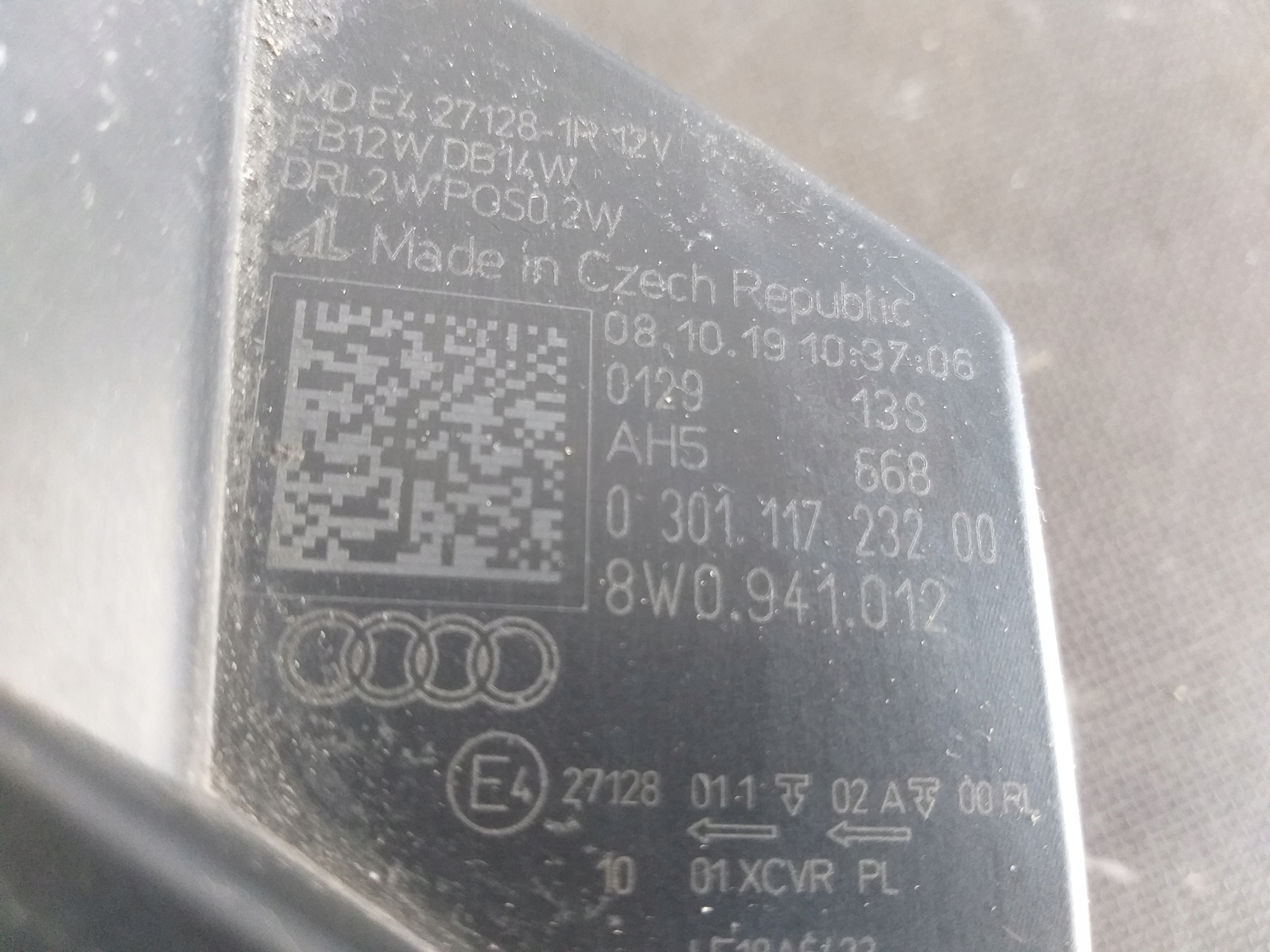 LIGHT FRONT RIGHT AUDI A4 FULL LED LIFT 19- B9 8W0941012