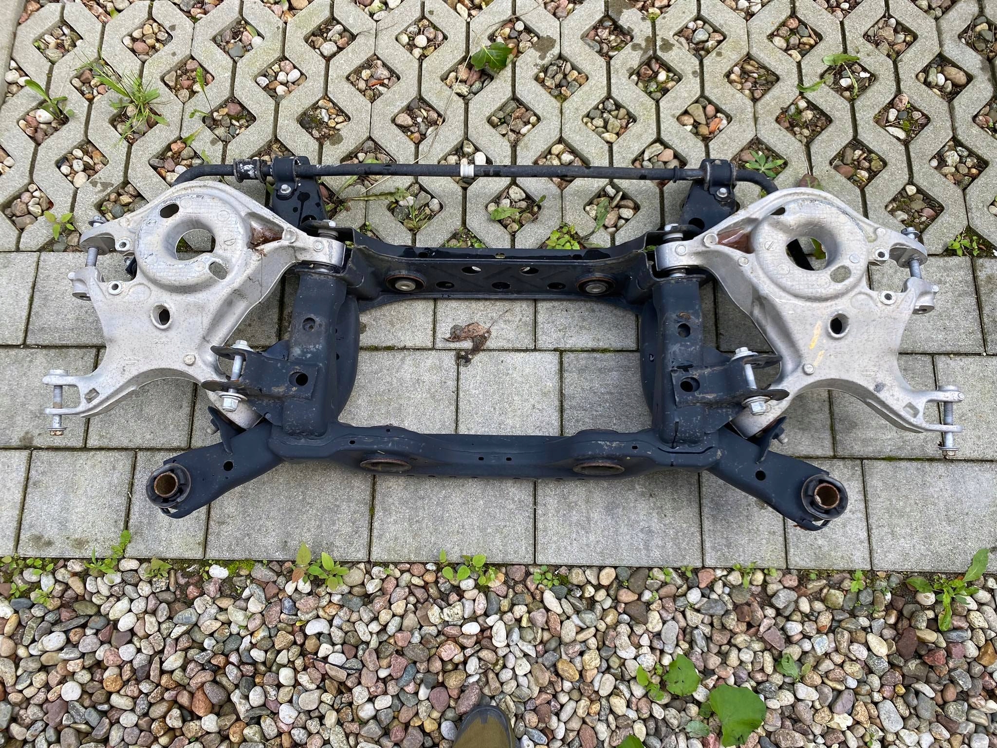 TYLNE SANKI ZAWIESZENIE FORD MUSTANG s550 2017 r. Numer katalogowy części FR3C-3K067-BN