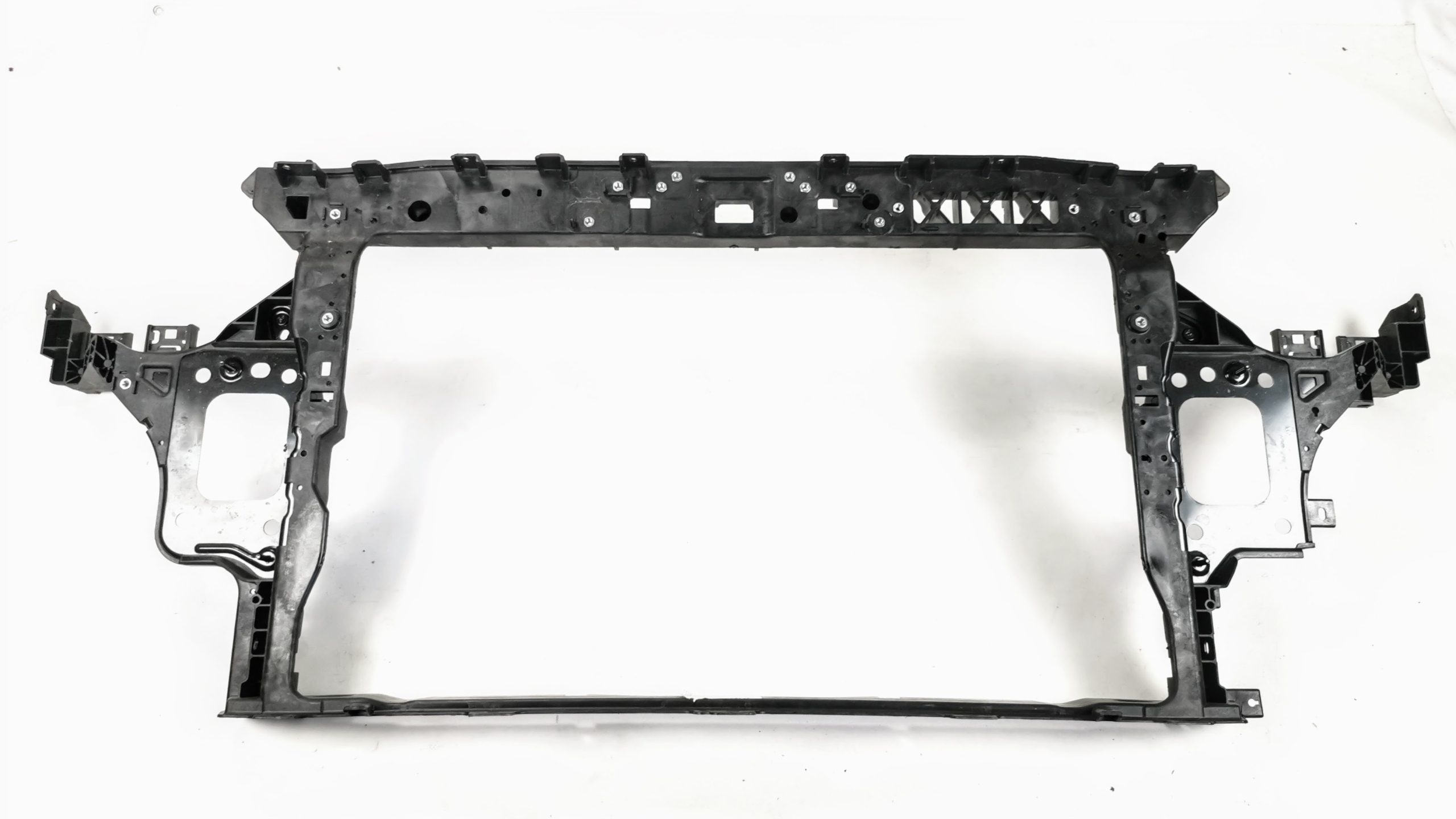 PAS PRZEDNI WZMOCNIENIE PRZÓD KIA CEED 64102J7500 Producent części Kia OE