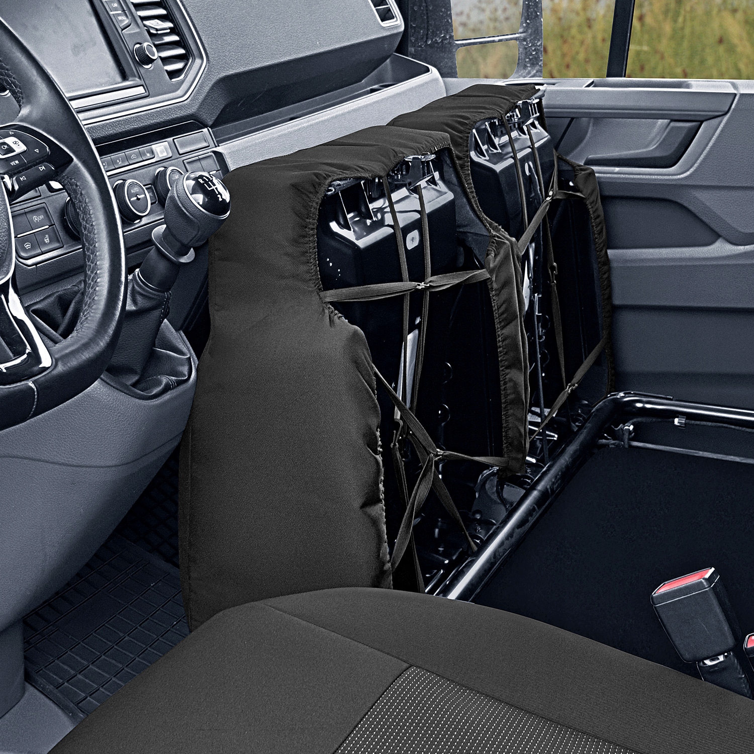 MAN TGE 3 osoby od 2017 pokrowce MIAROWE PREMIUM Kolor obszycia inny