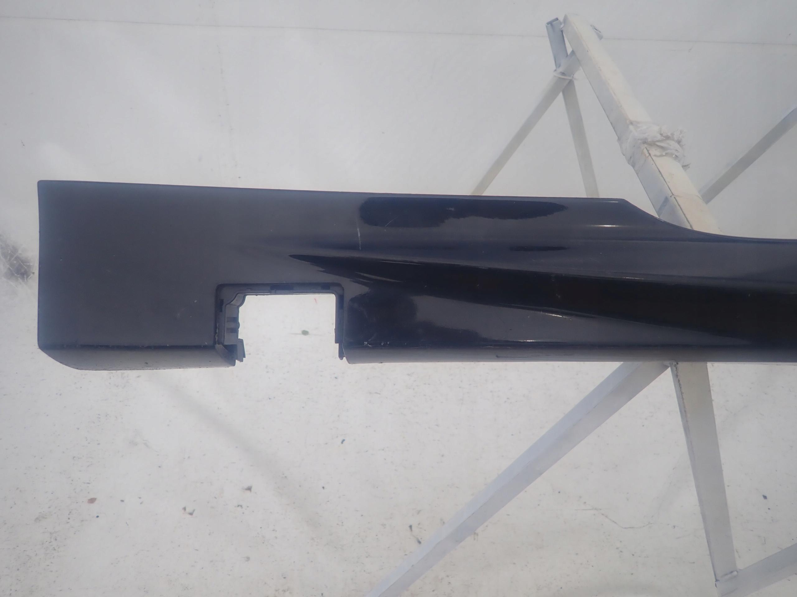 FORD FIESTA VII MK7 ST LIFT 12- threshold right moulding