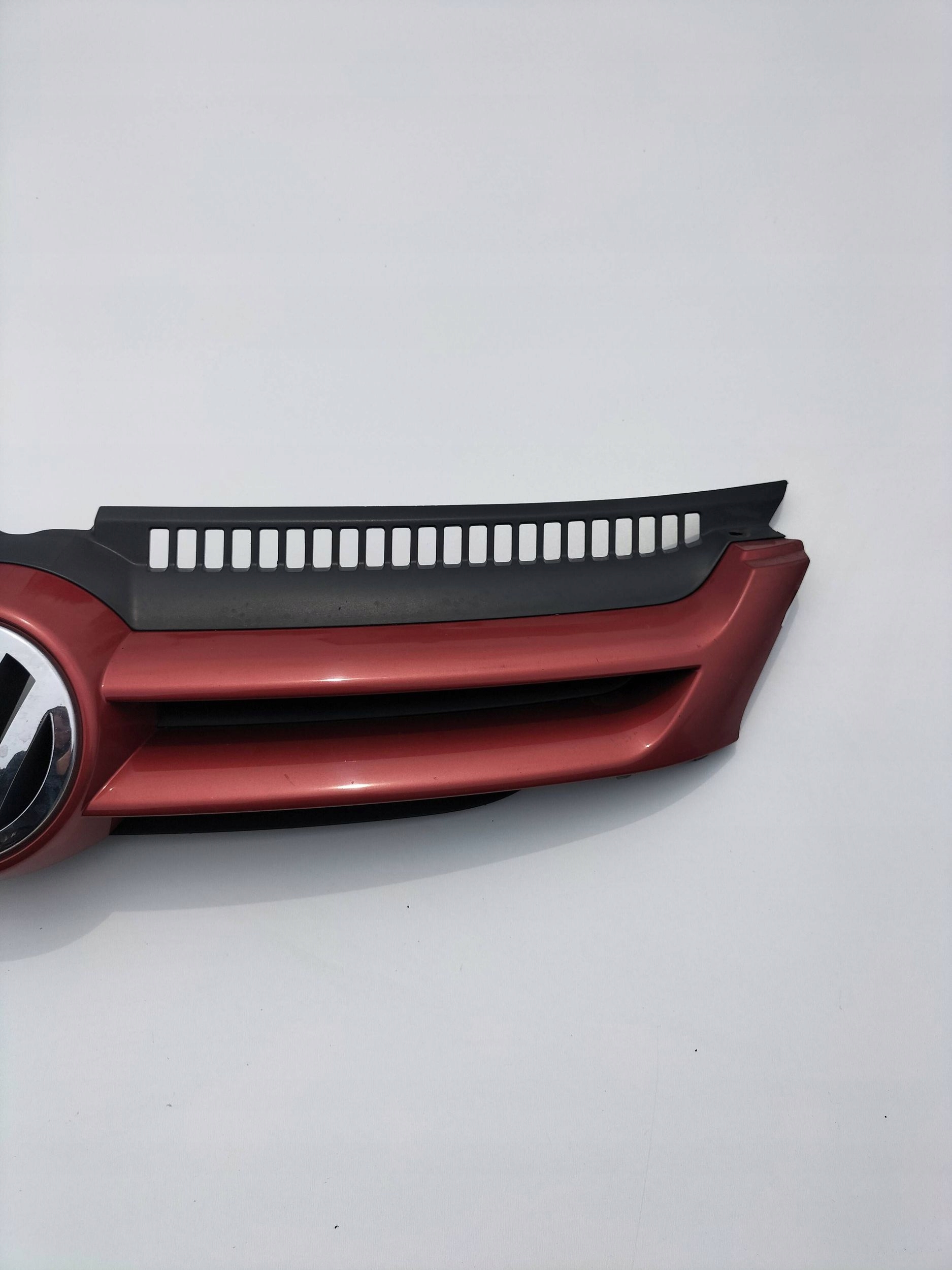 ATRAPA CHŁODNICY GRILL VOLKSWAGEN GOLF PLUS Producent części Volkswagen OE