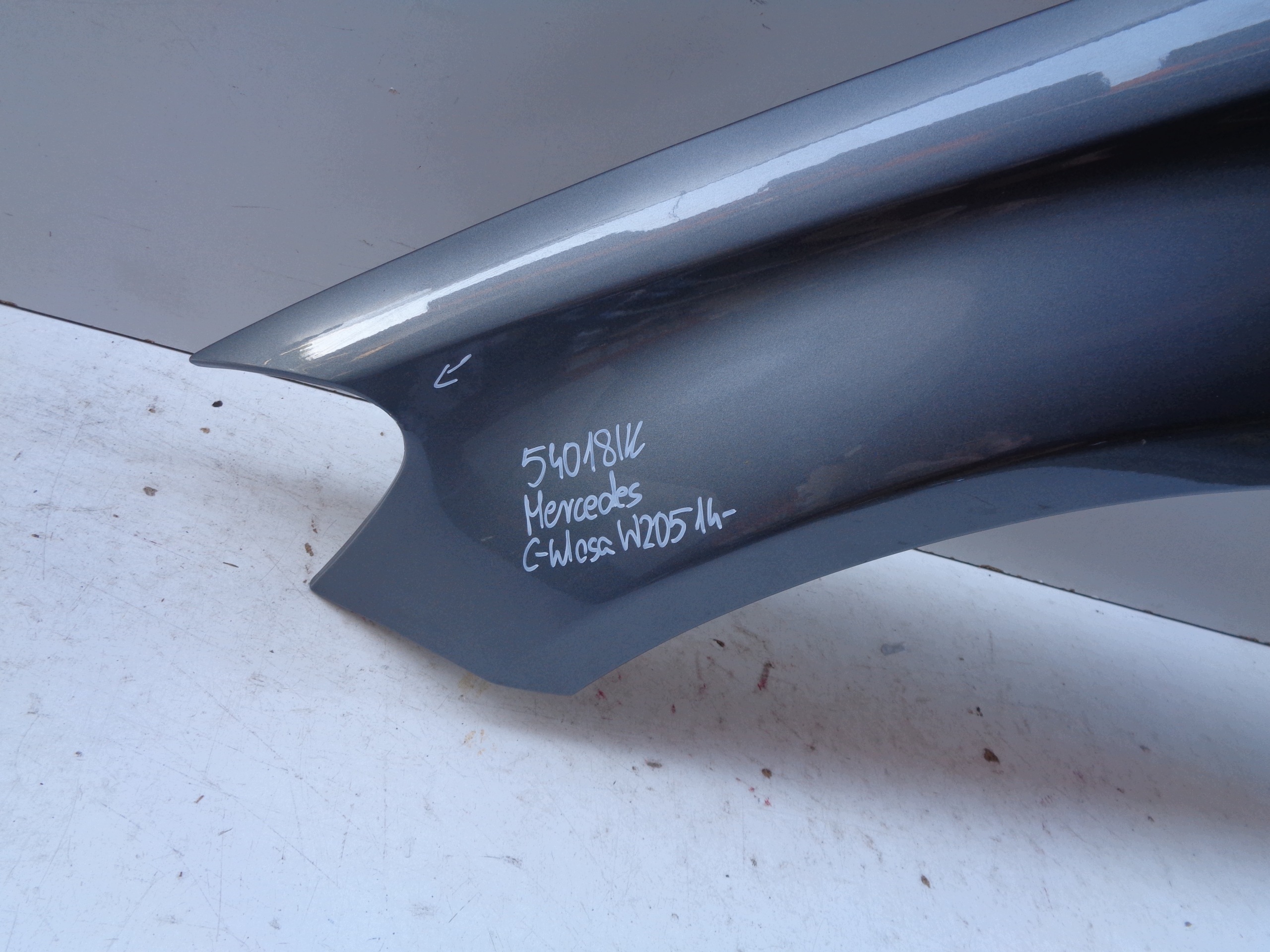 fender left front MERCEDES C-class W205 14- NR 54018