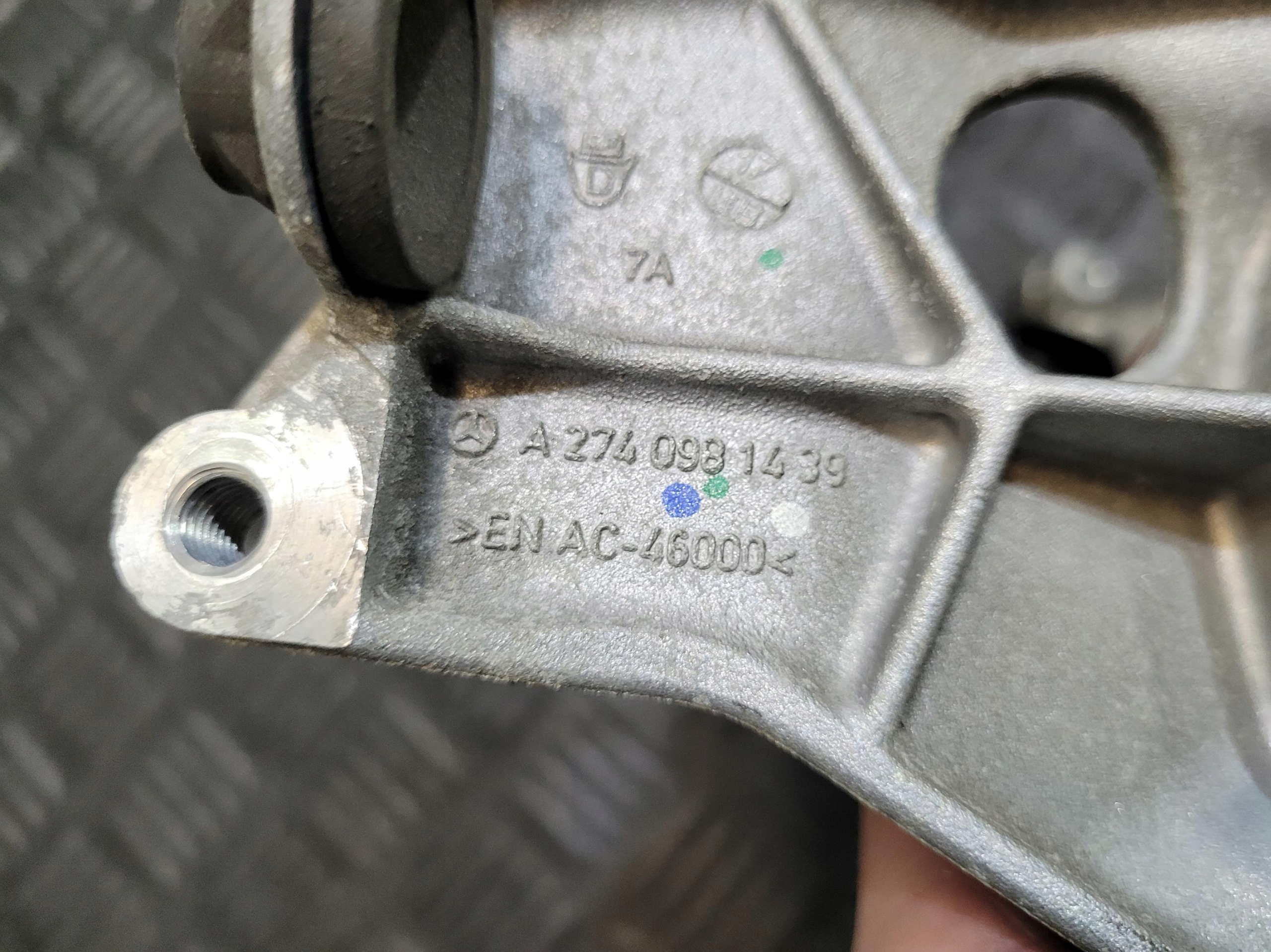 Support Support plaque A2740981439 MERCEDES E 350 W213 2.0 CGI HYBRID