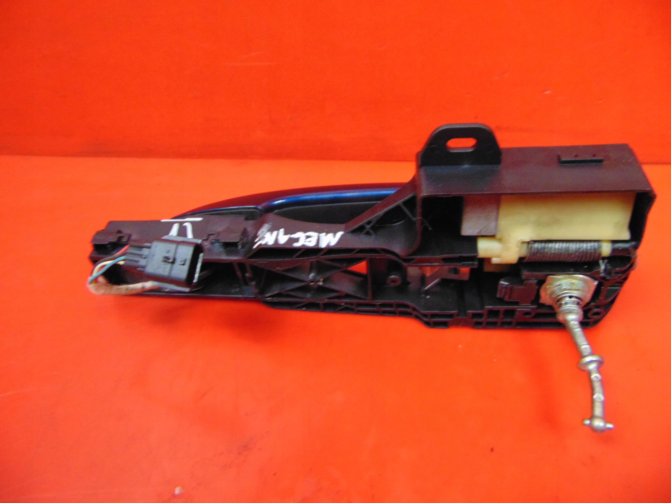 RENAULT MEGANE IV 4 KLAMKA DRZWI LEWA PRZOD TERQH Part number 806078862R