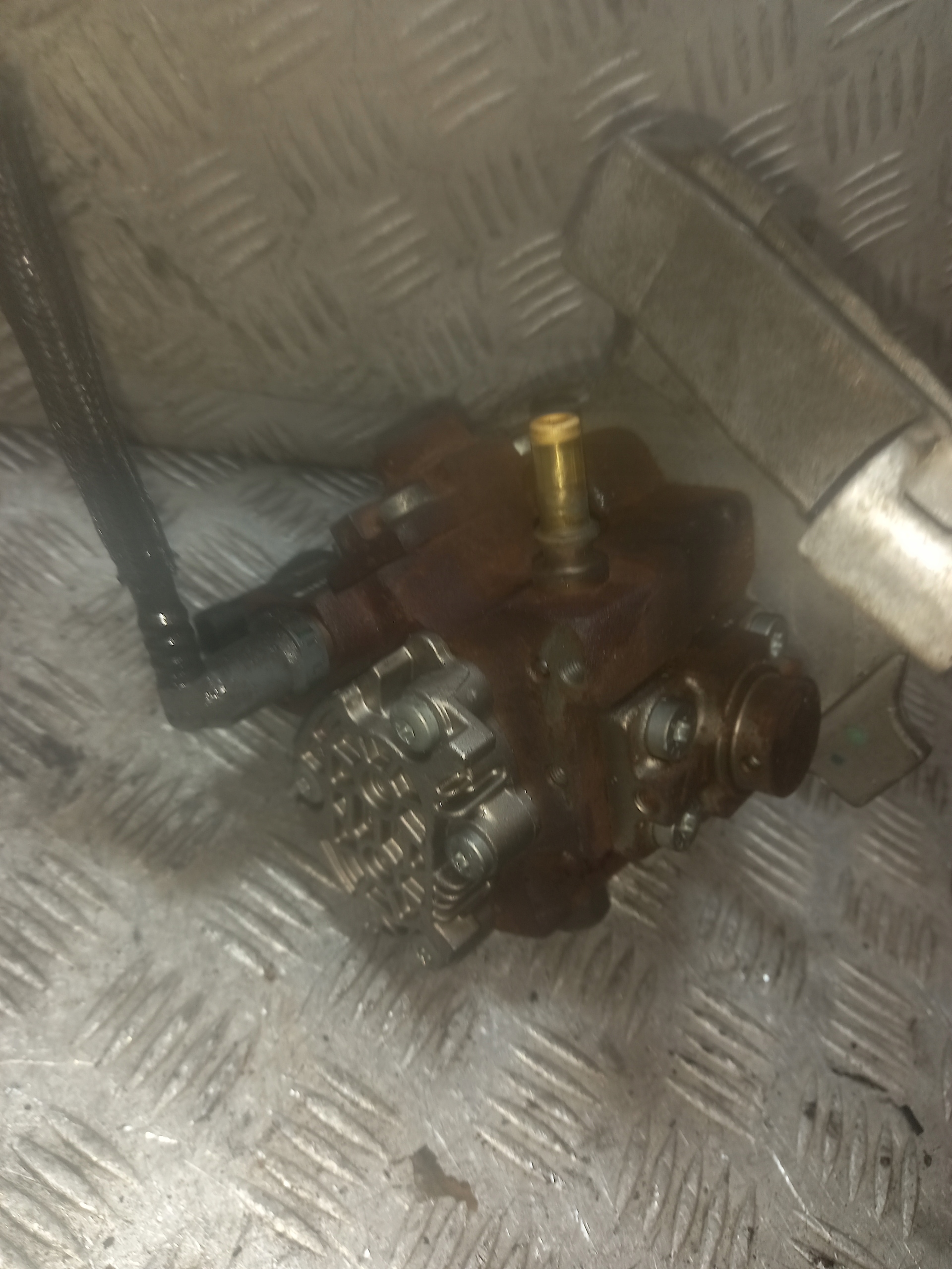 Pompa WYSOKIEGO pressione FORD FOCUS MK2 0445010102