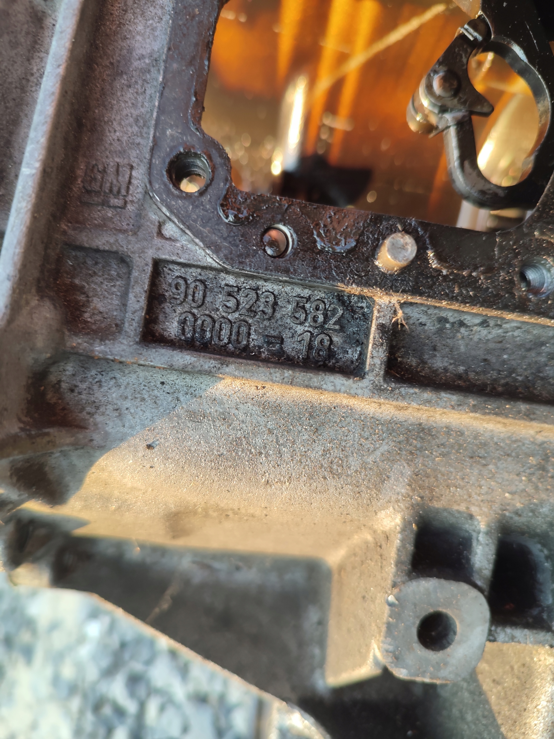obal převodovky převodů Opel F18 90523582