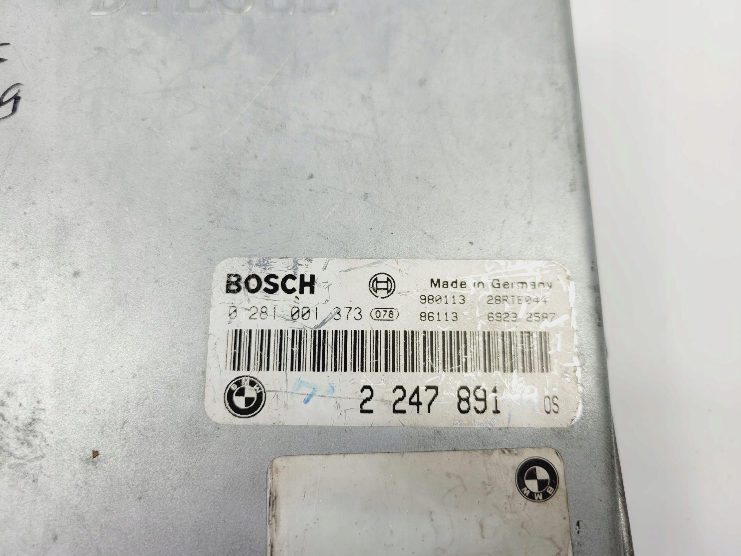 computer control unit of the engine BMW E39 2247891 0281001373