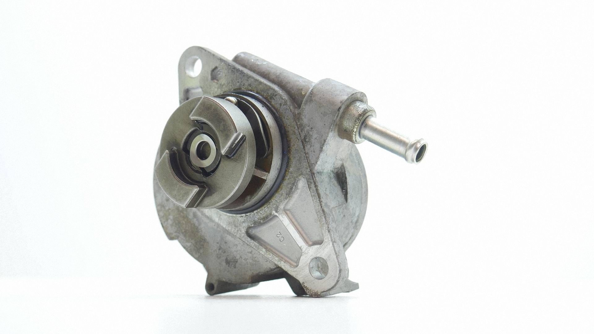 Pompa VACUM MITSUBISHI L200 FIAT FULLBACK 2.4