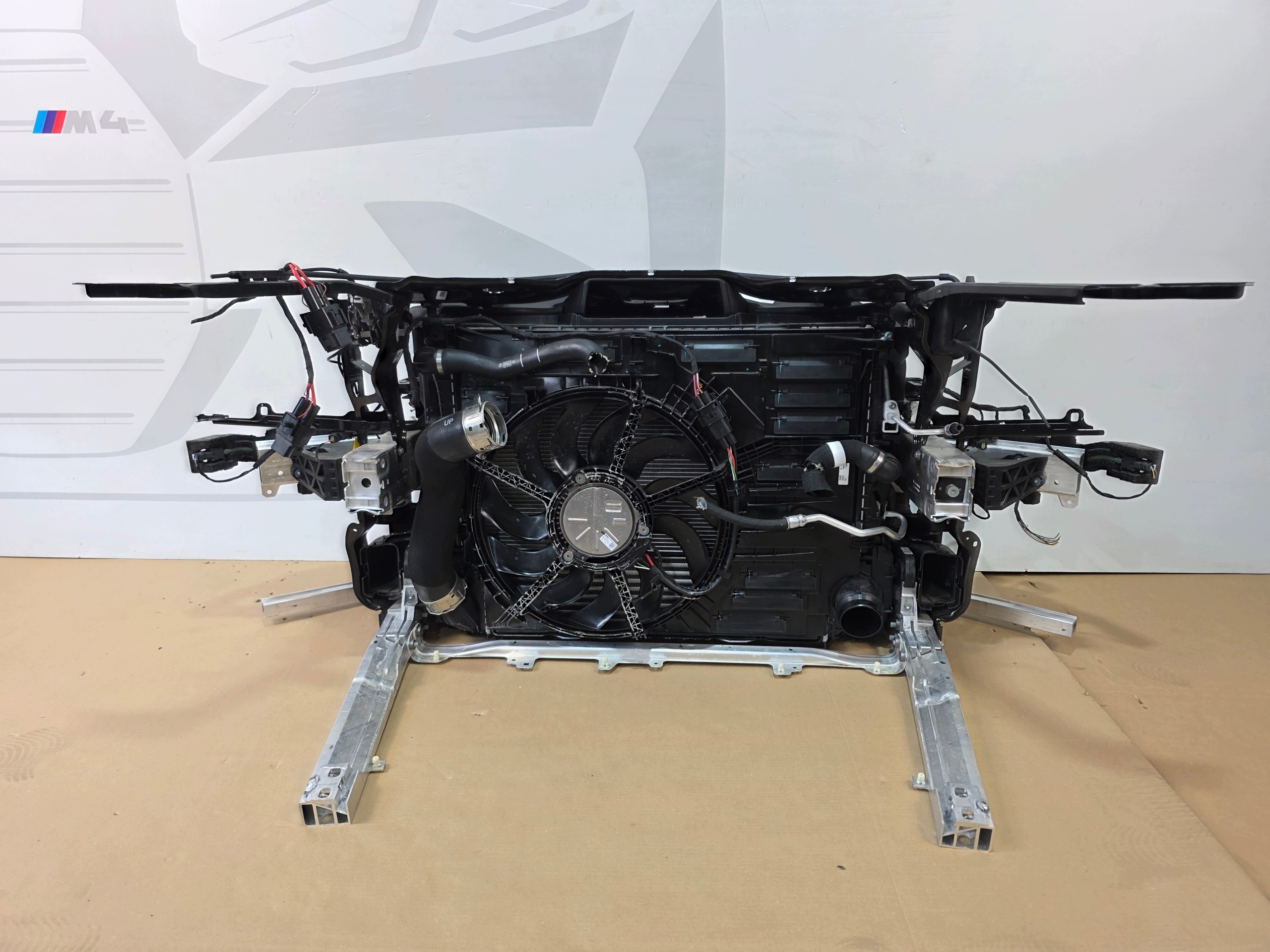 support panel for radiators radiator RADAR BMW X1 U12 2.0IDRIVE B48N RADAR 5A8A328 9846921