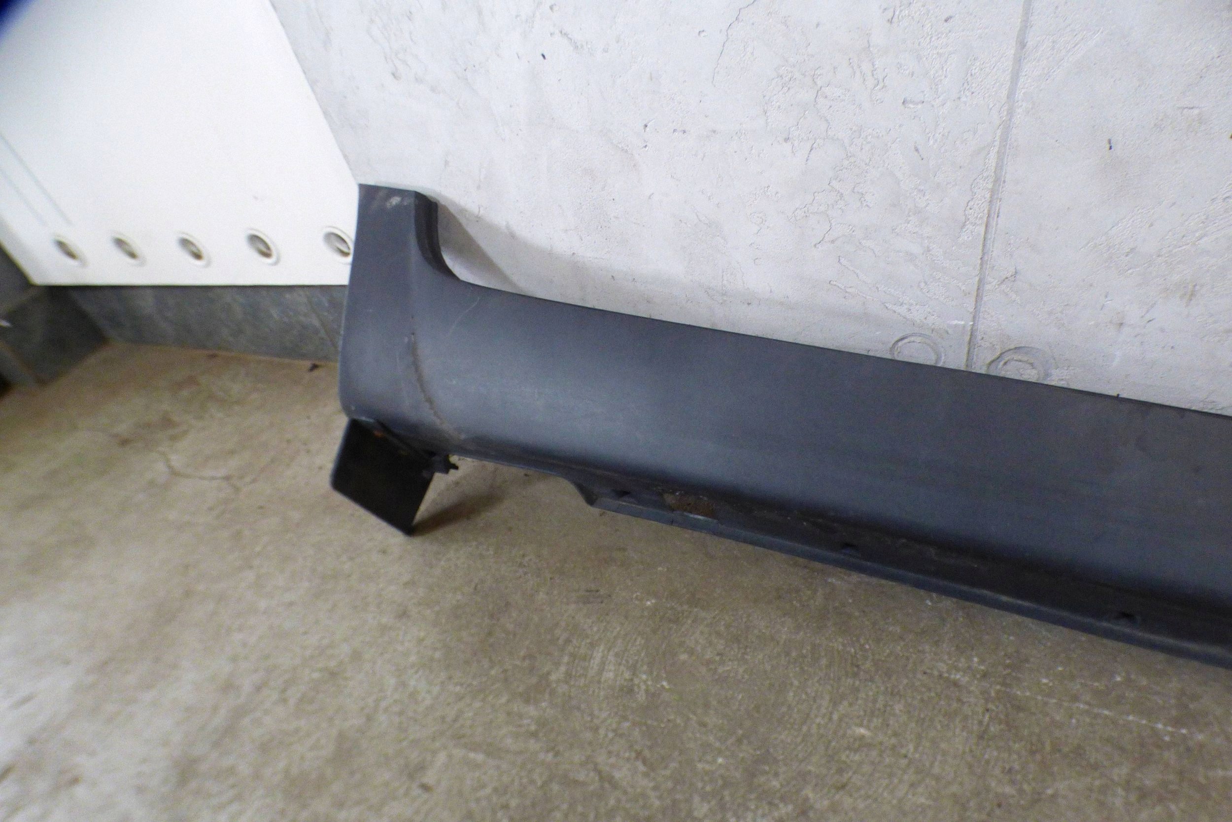 KIA Sportage III moulding threshold right 87752-3U000