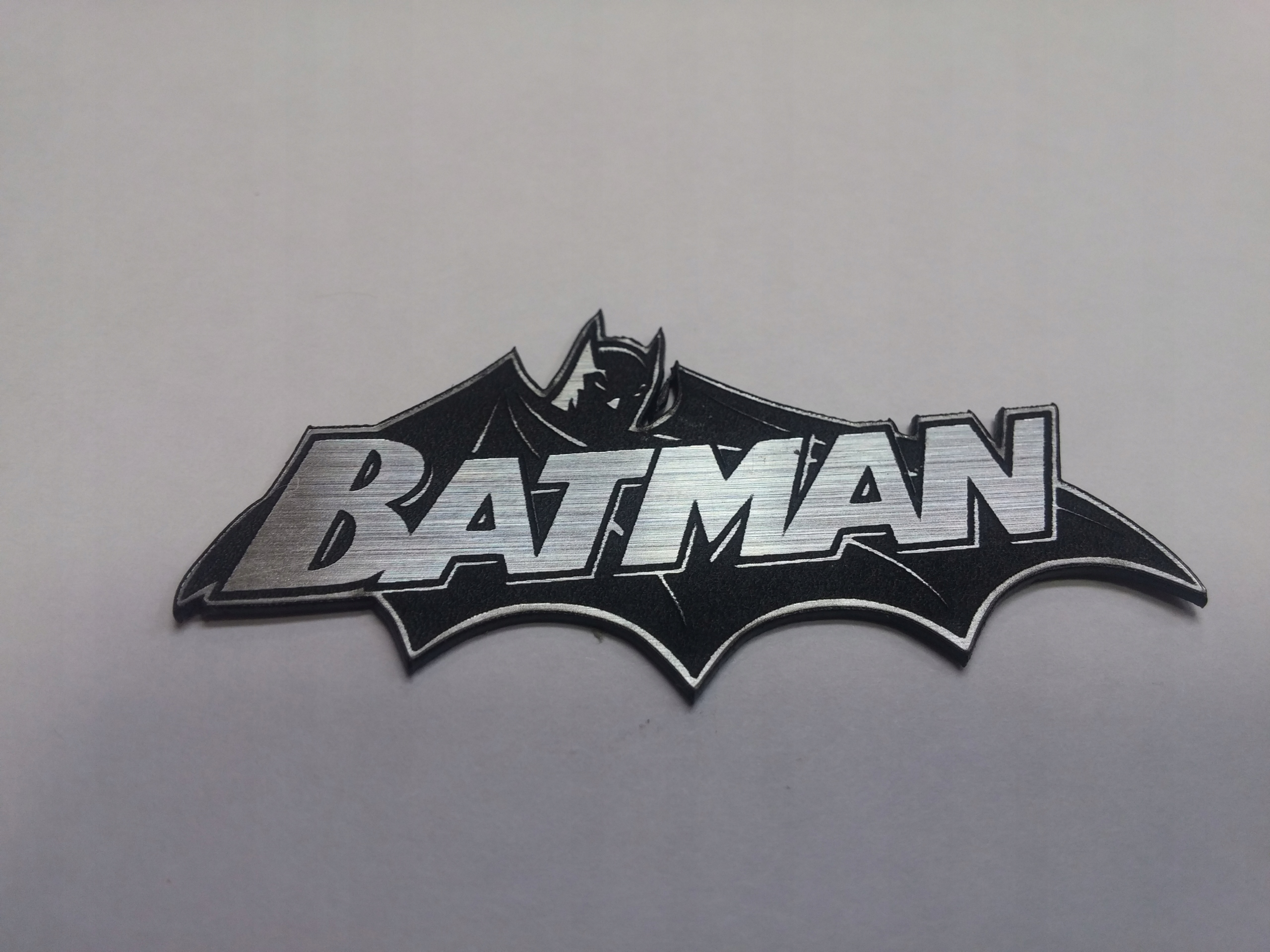 

Batman naklejka emblemat 59 x 30 mm * Srebrna