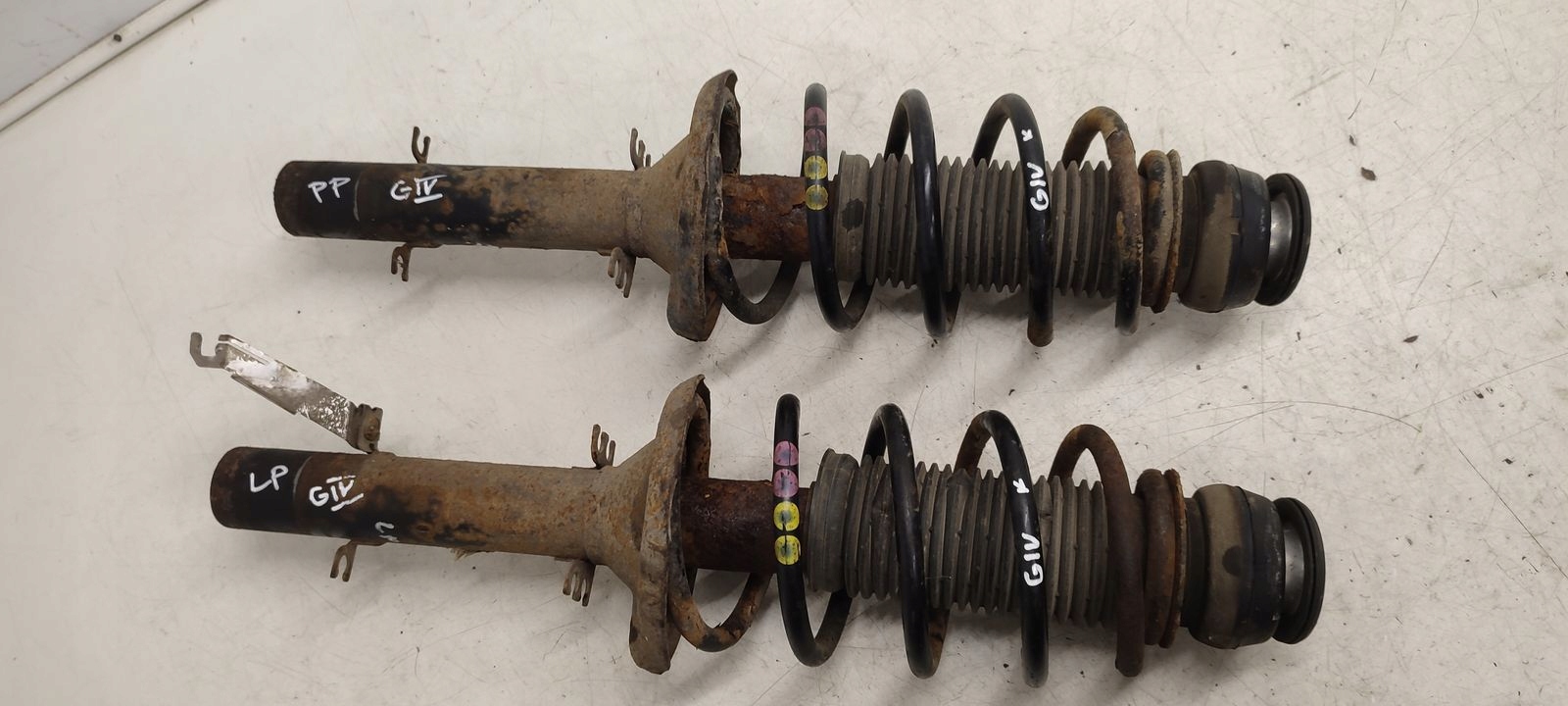shock absorber spring front VW Golf IV 1,6 FSI