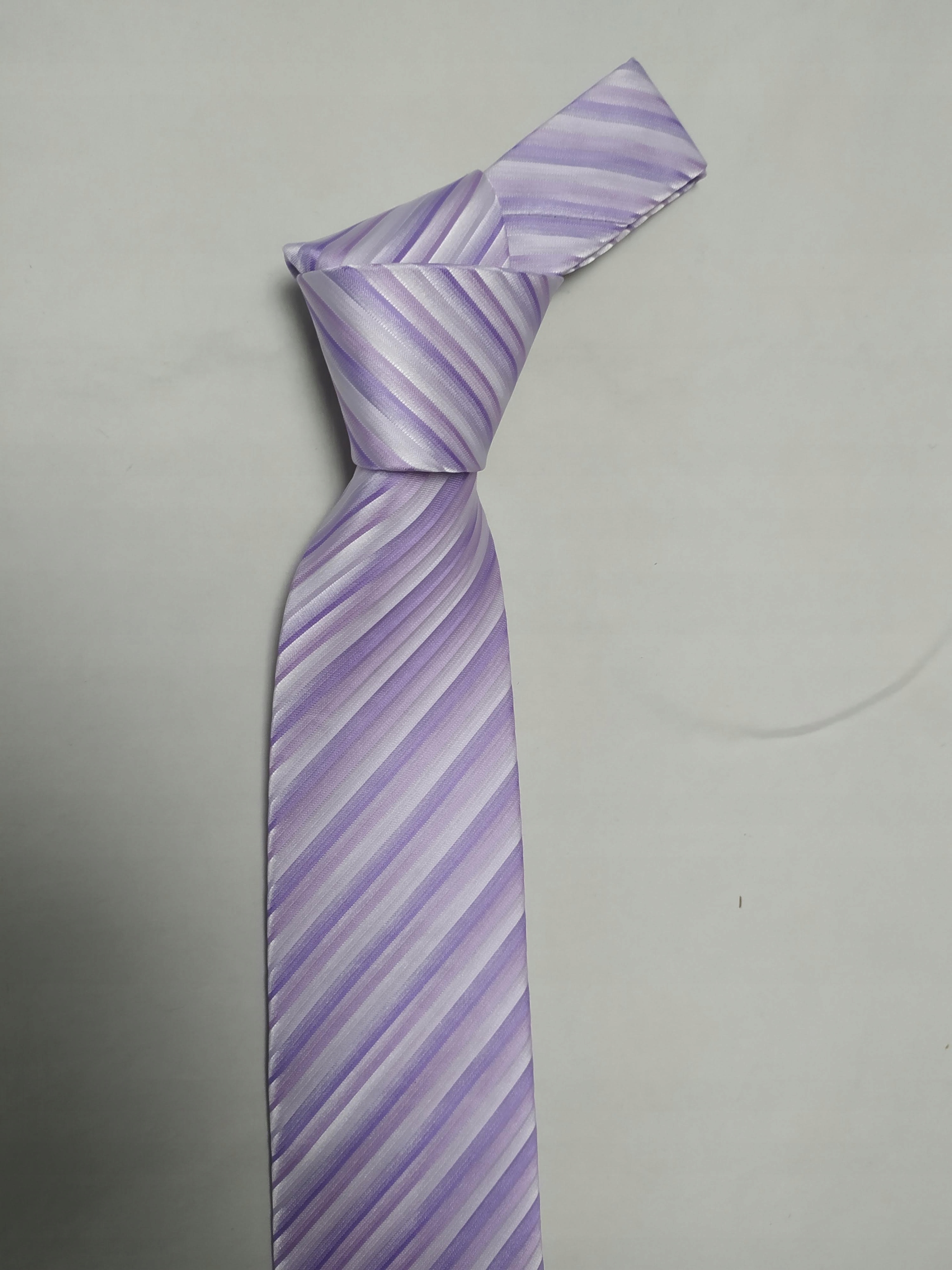 WYPRZEDAŻ ELEGANCKI KRAWAT DOBRA JAKOŚĆ