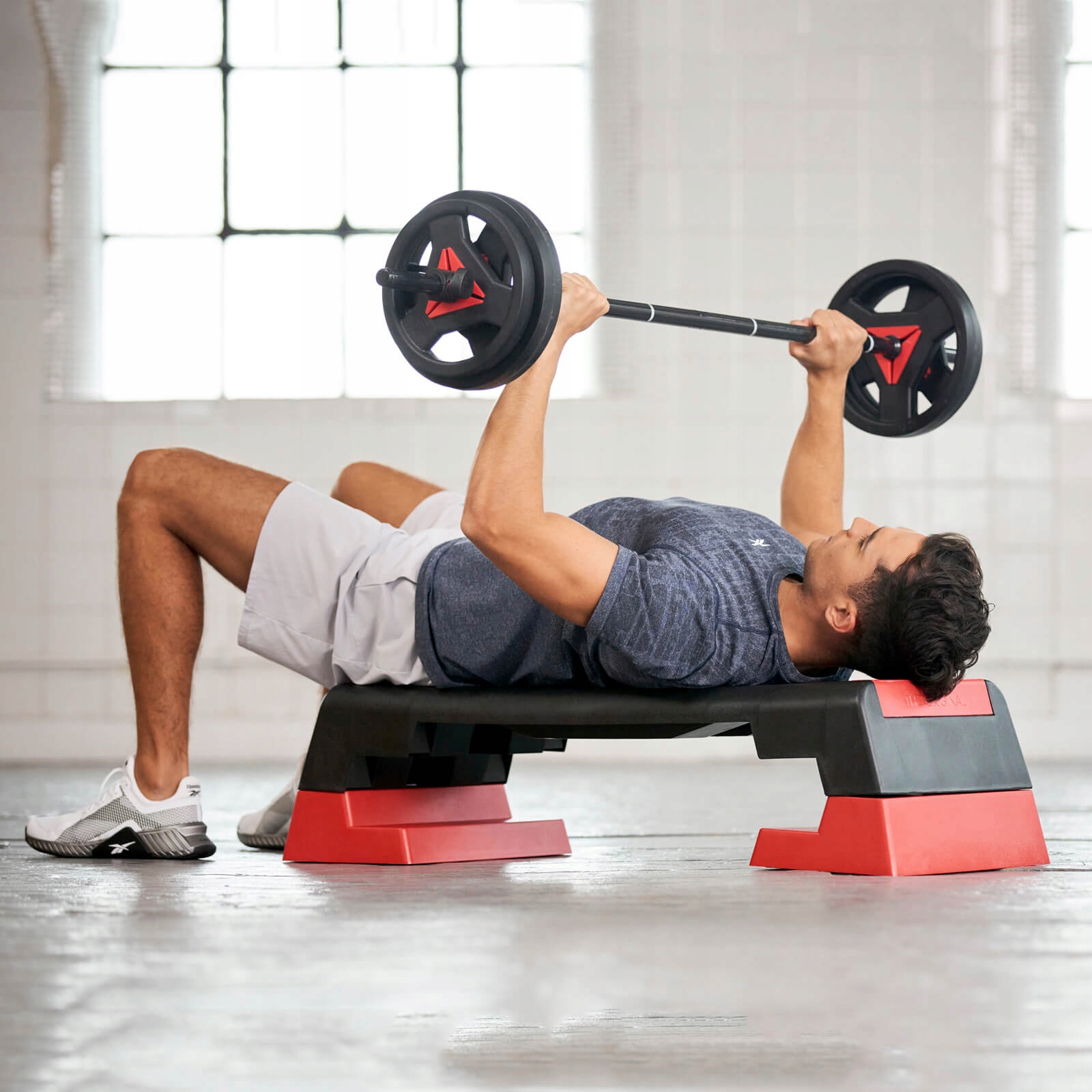 REEBOK STEP CZARNO-CZERWONY RAP-11150RD Rodzaj step