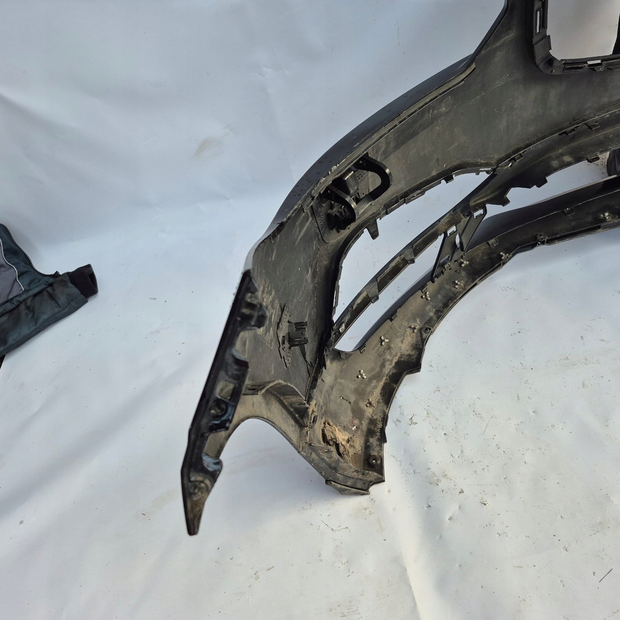 VOLVO V90 II INSCRIPTION 17- bumper front front SPR PDC 31383226