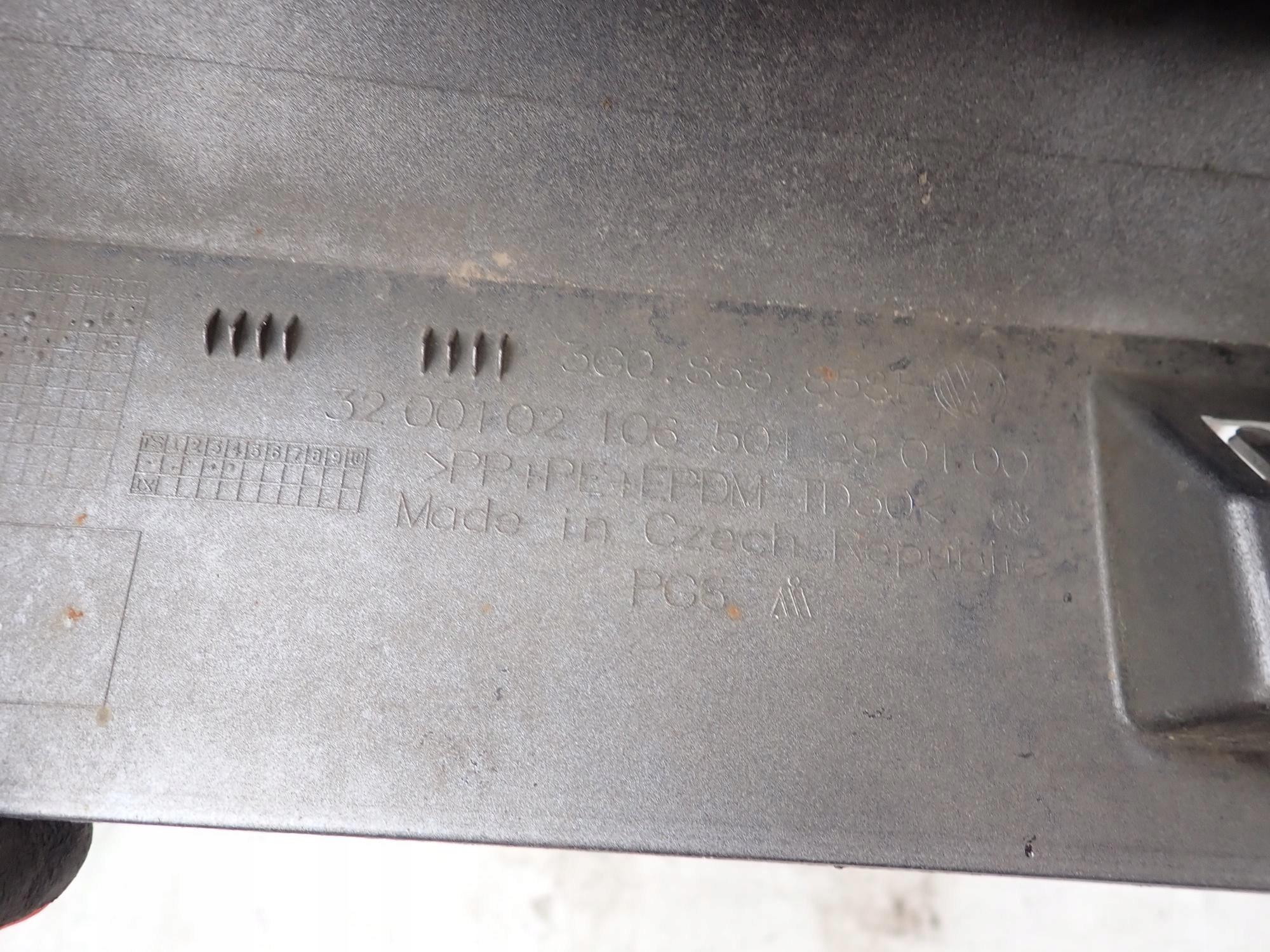 VW PASSAT B8 14-23 threshold right moulding threshold right