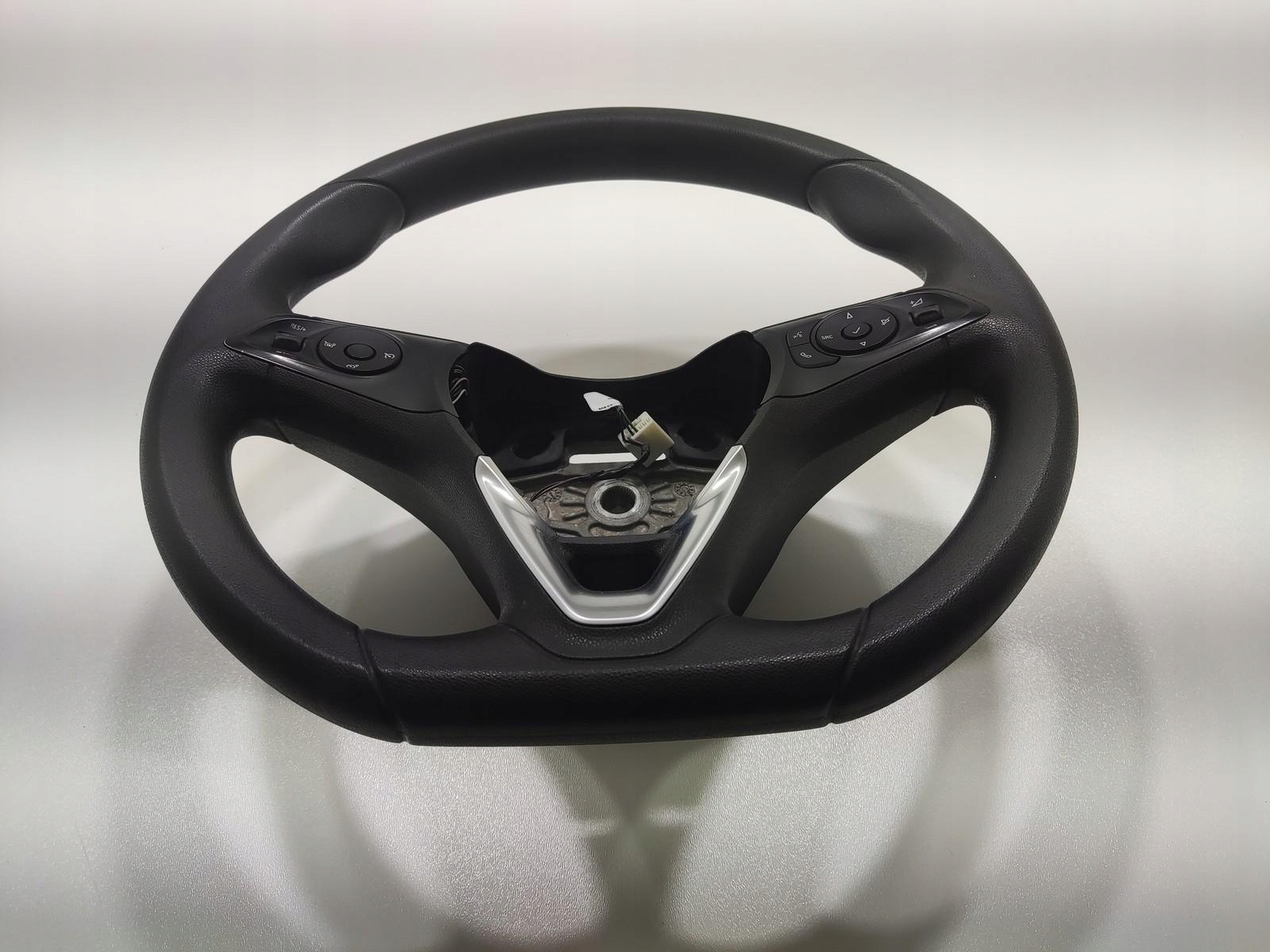 lenkrad MULTIFUNKCJA STEROWNIE OPEL COMBO E 2018-2023 YQ001180YX