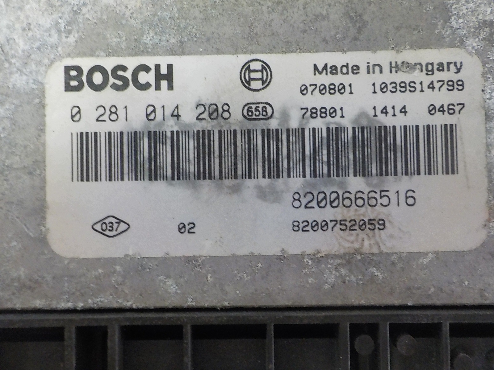 RENAULT TRAFIC II computer control unit 0281014208 8200666516