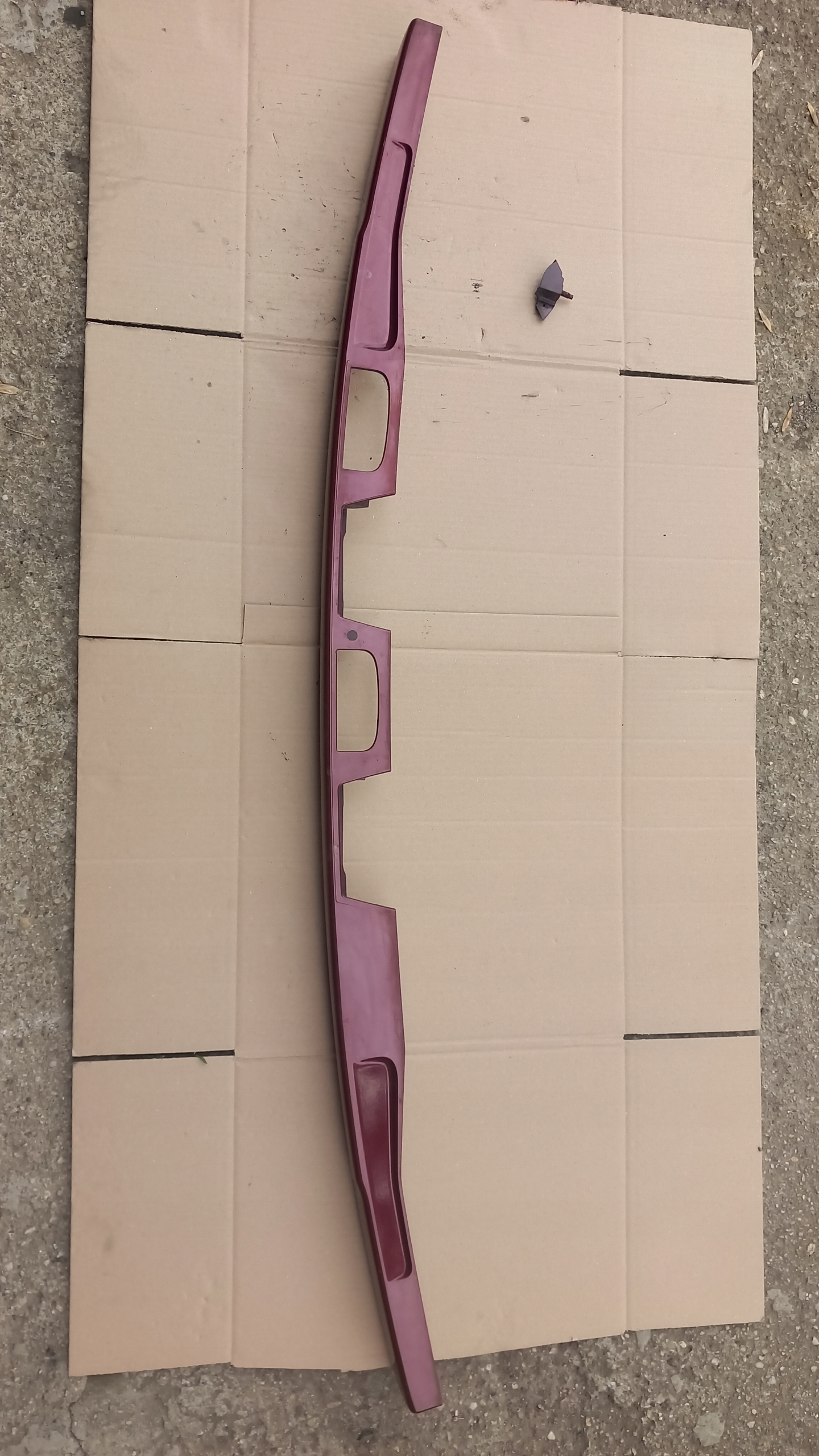 Listwa blenda klapy tylnej Citroen C4 Picasso 9654872977