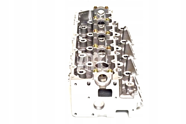AMC GŁOWICA CYLINDRÓW TOYOTA 4 RUNNER II 4 RUNNER III GRANVIA LAND Numer katalogowy części 908780