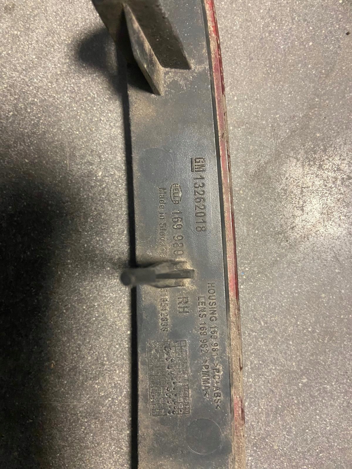 OPEL ASTRA J 2010 ODBLASK right rear part 13262018